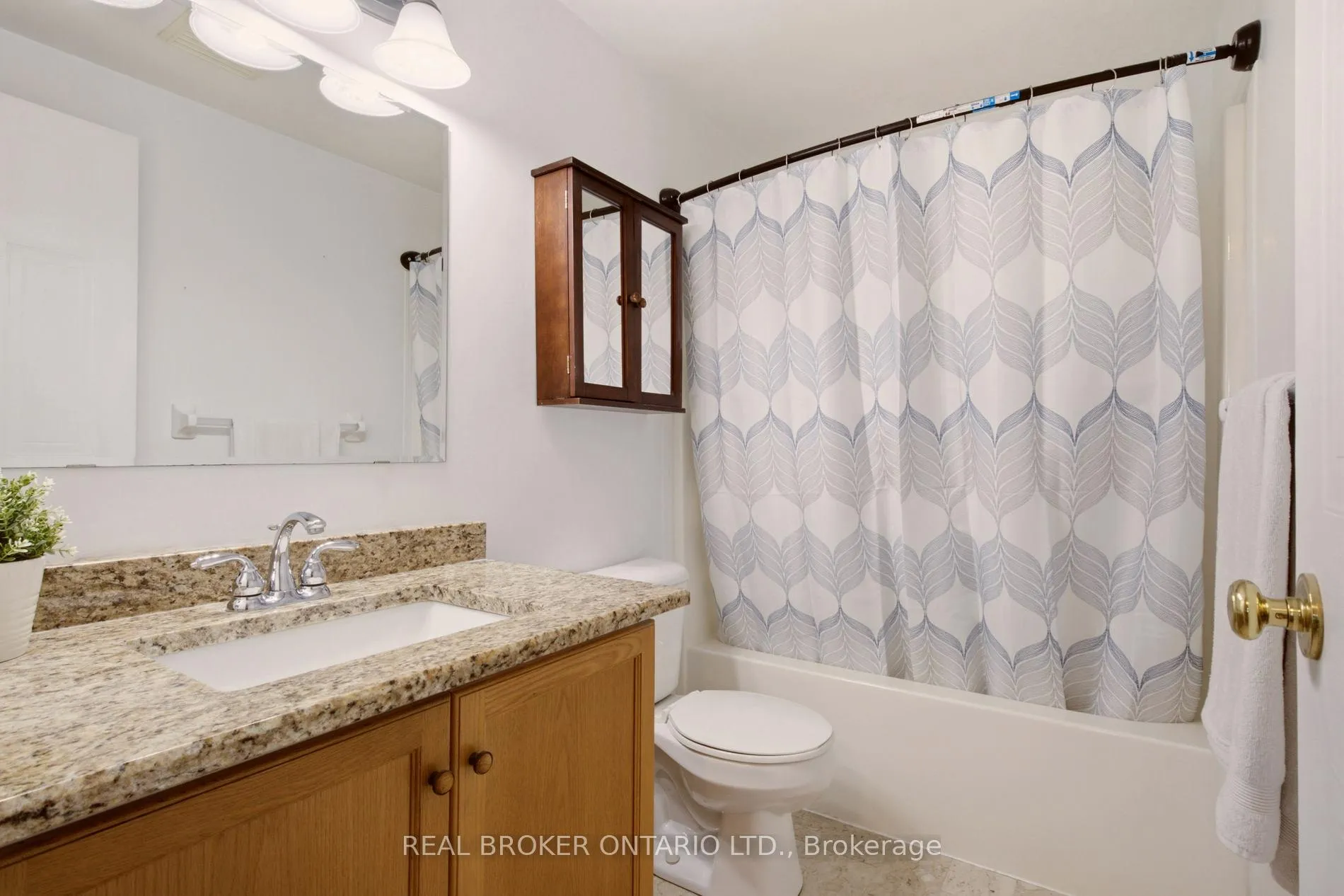 Photo 27 of 2 Ireland Place, Guelph, Grange Road — HOMEH