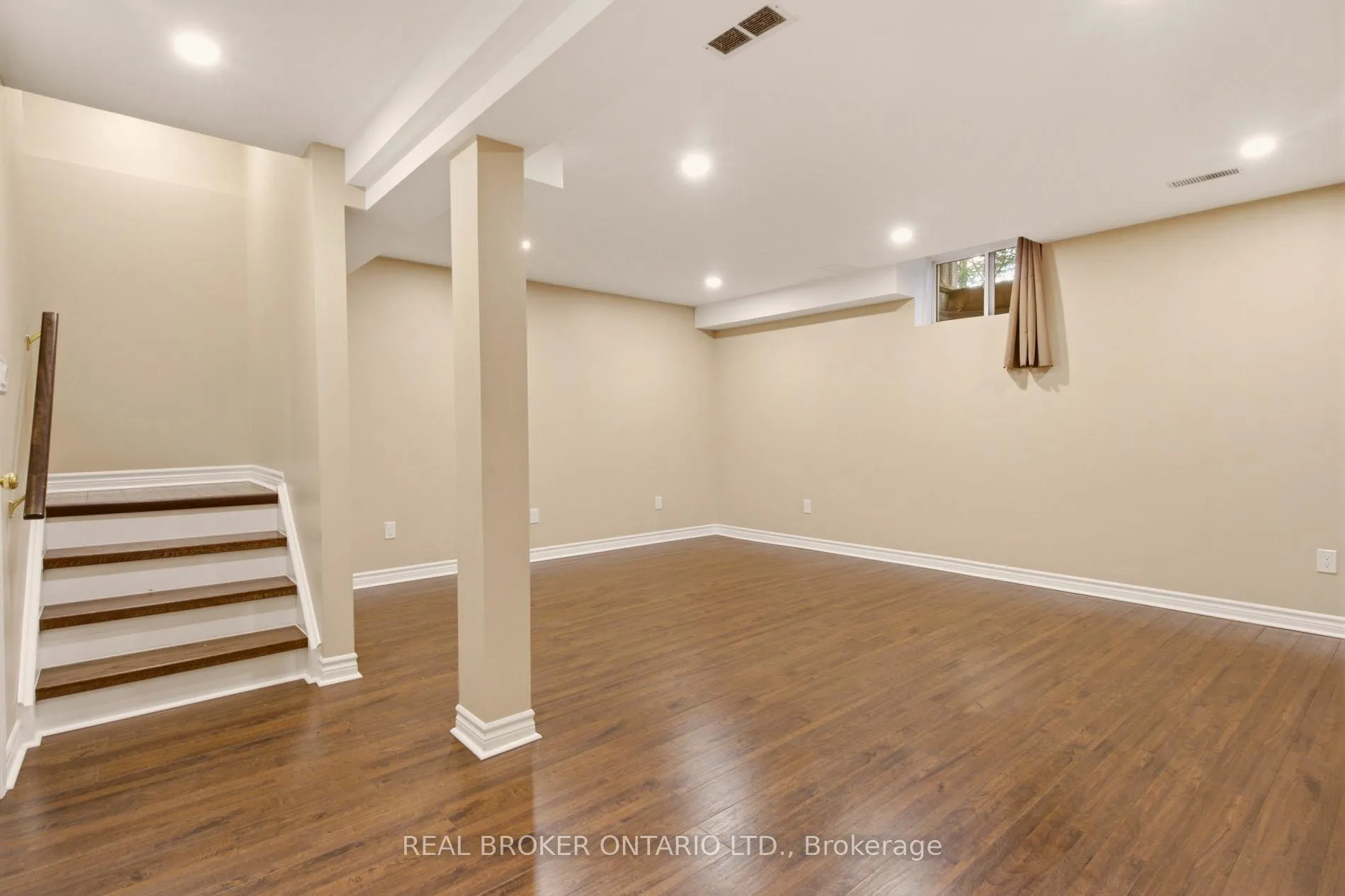 Photo 28 of 2 Ireland Place, Guelph, Grange Road — HOMEH