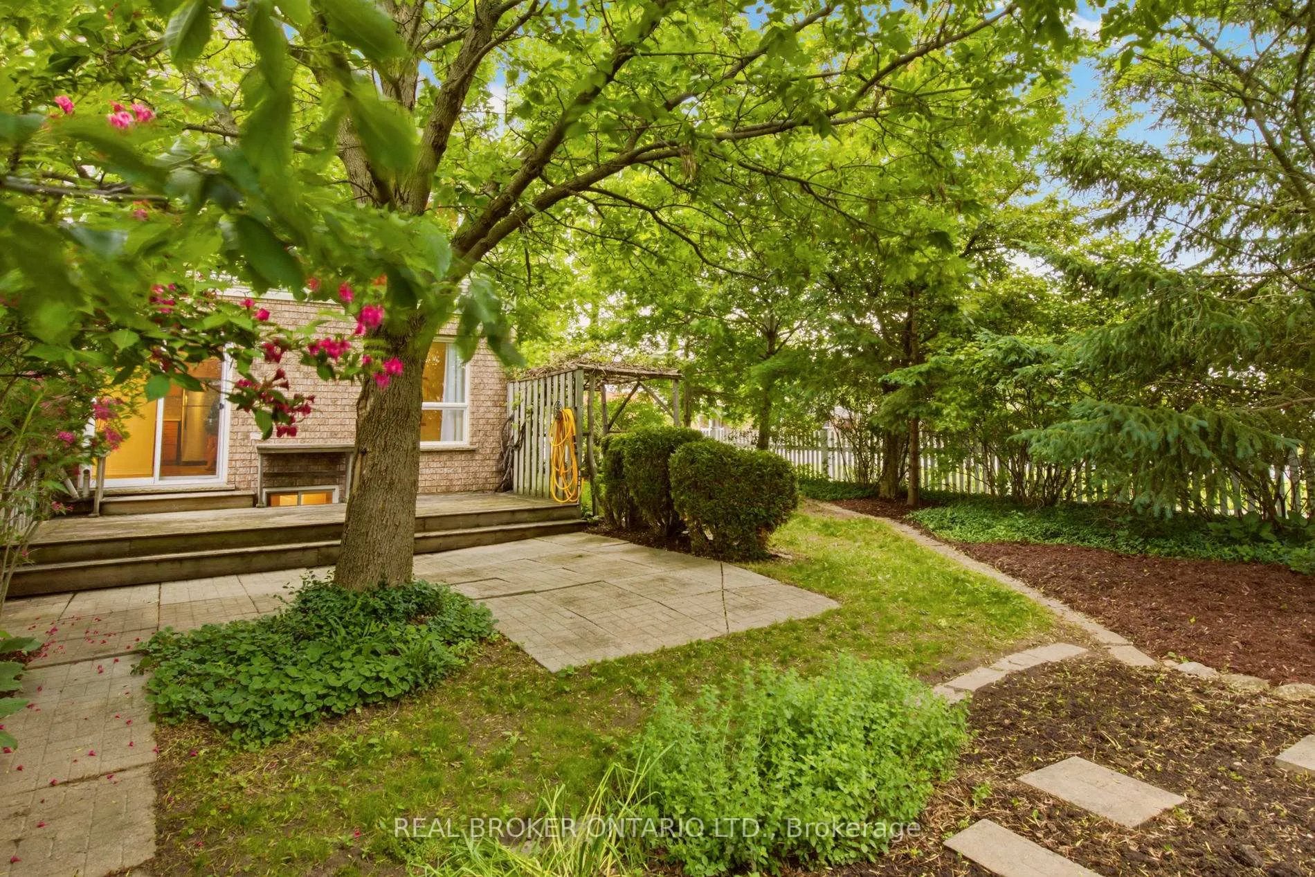 Photo 34 of 2 Ireland Place, Guelph, Grange Road — HOMEH