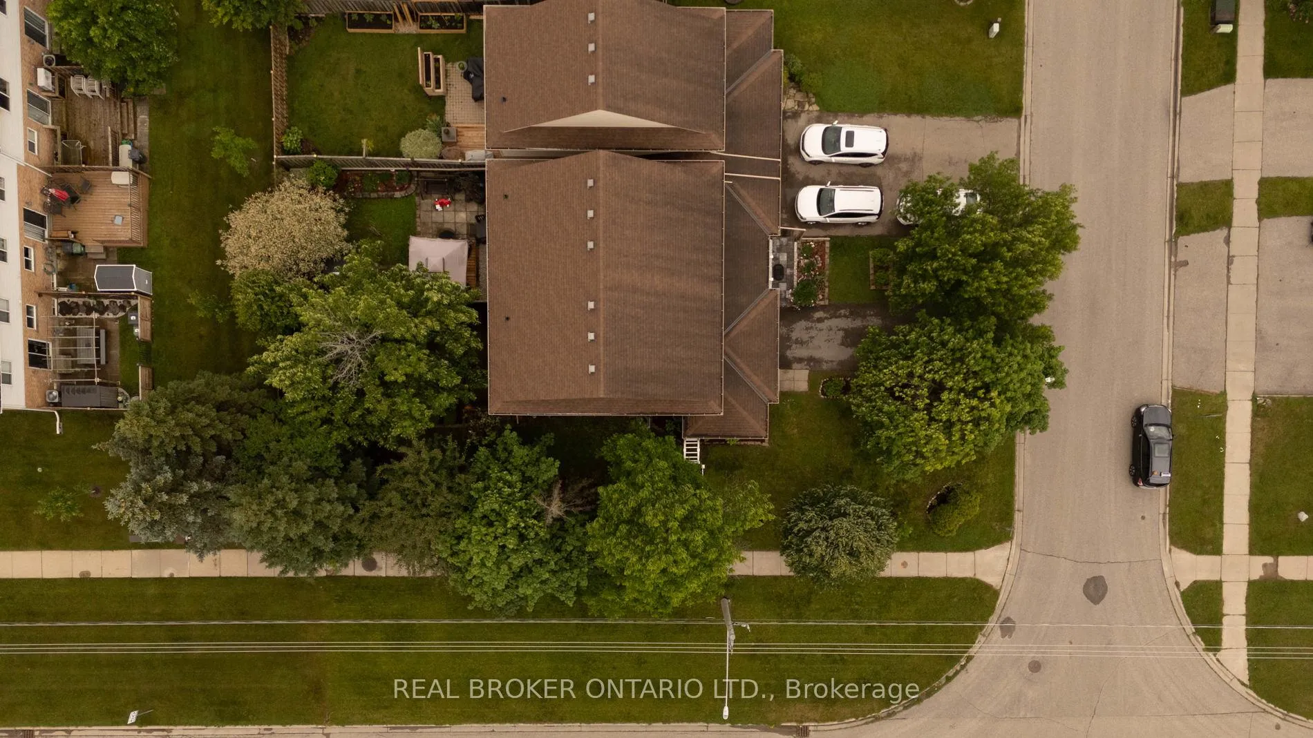 Photo 37 of 2 Ireland Place, Guelph, Grange Road — HOMEH