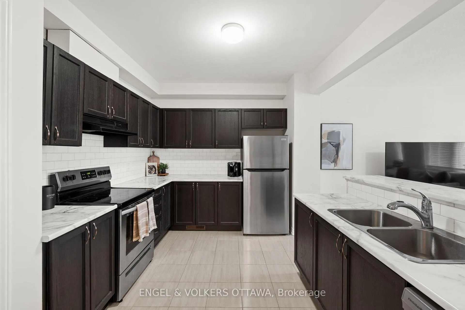 Photo 7 of 59 Ursid Mews, Ottawa, Barrhaven - Half Moon Bay — HOMEH
