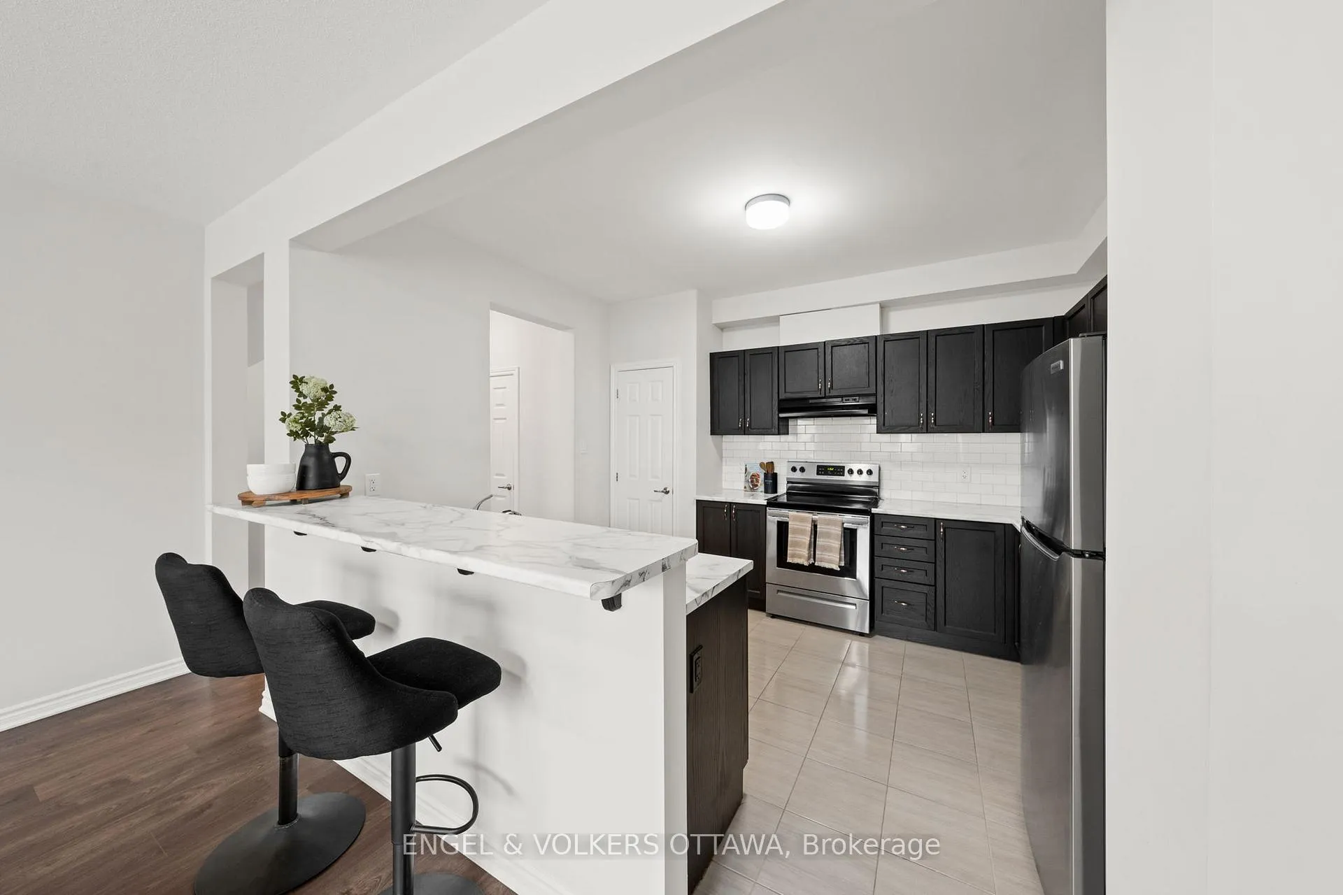 Photo 9 of 59 Ursid Mews, Ottawa, Barrhaven - Half Moon Bay — HOMEH