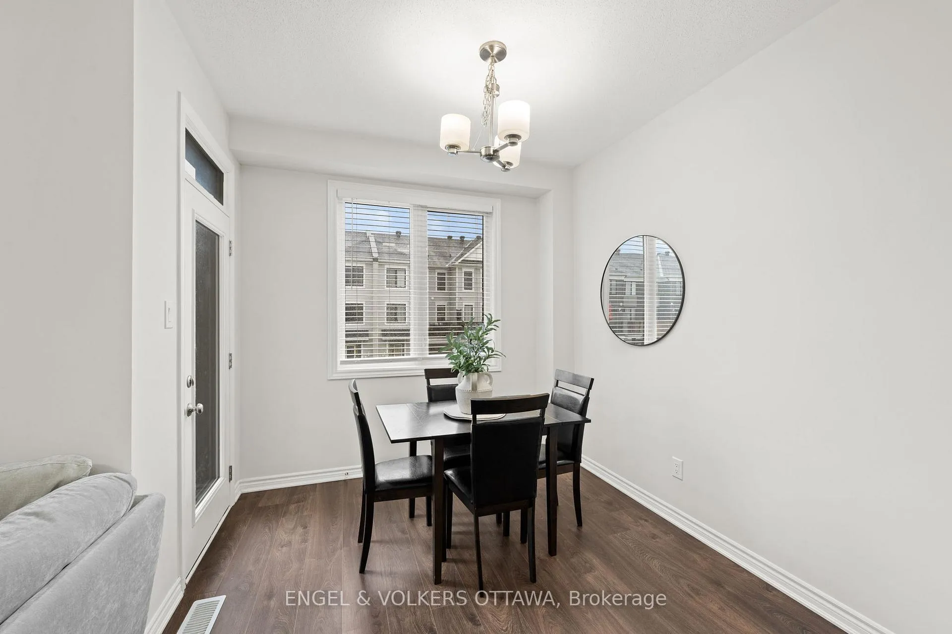 Photo 12 of 59 Ursid Mews, Ottawa, Barrhaven - Half Moon Bay — HOMEH