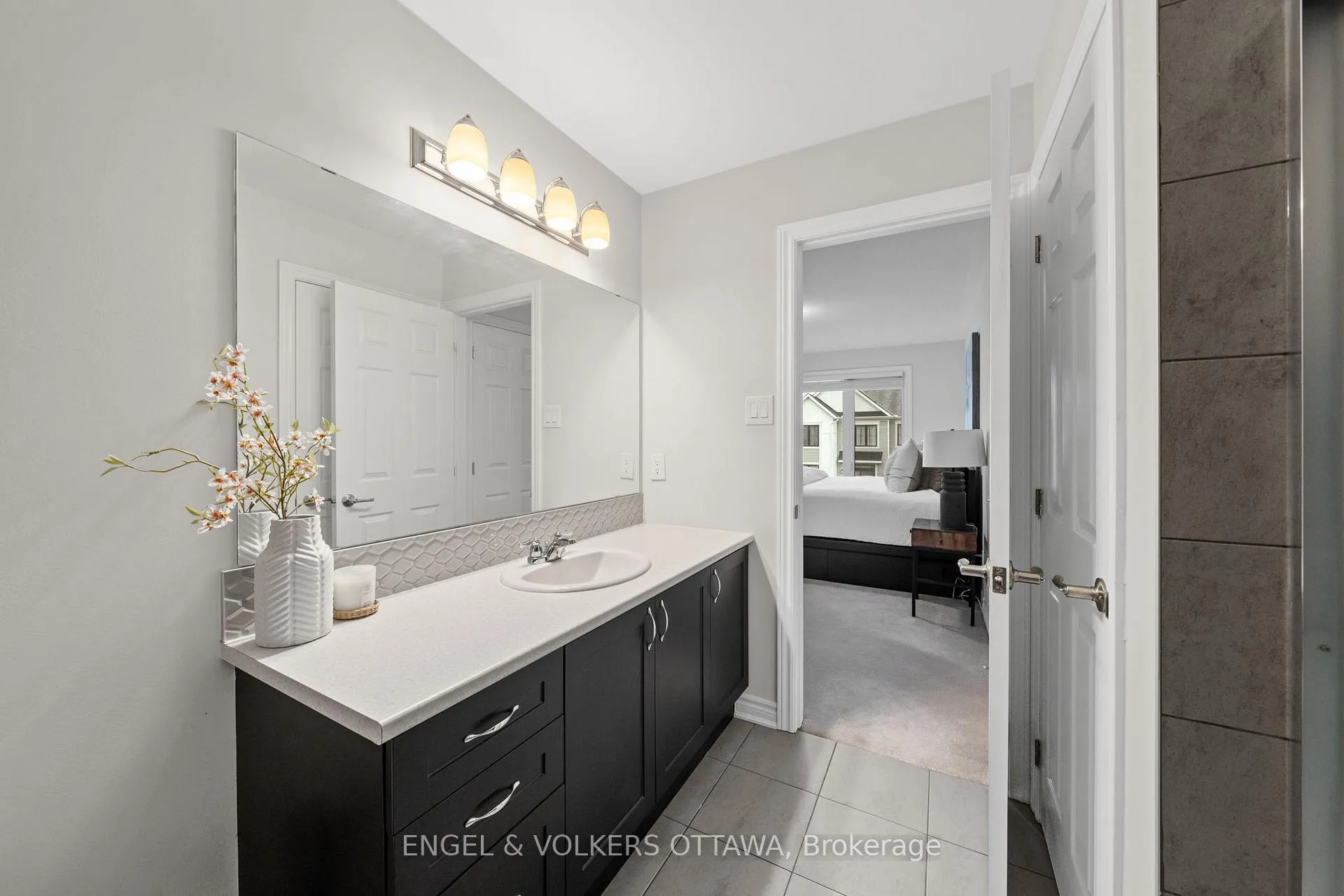 Photo 23 of 59 Ursid Mews, Ottawa, Barrhaven - Half Moon Bay — HOMEH