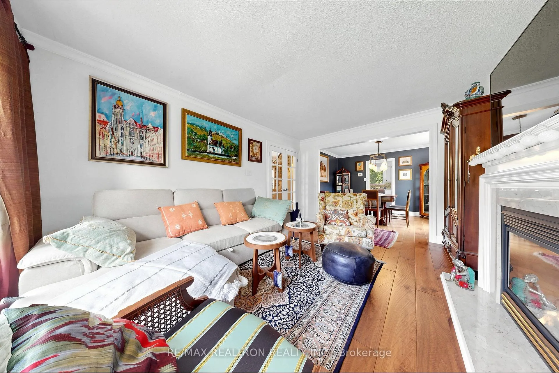 Photo 6 of 8 Cassandra Boulevard, North York, Parkwoods-Donalda — HOMEH