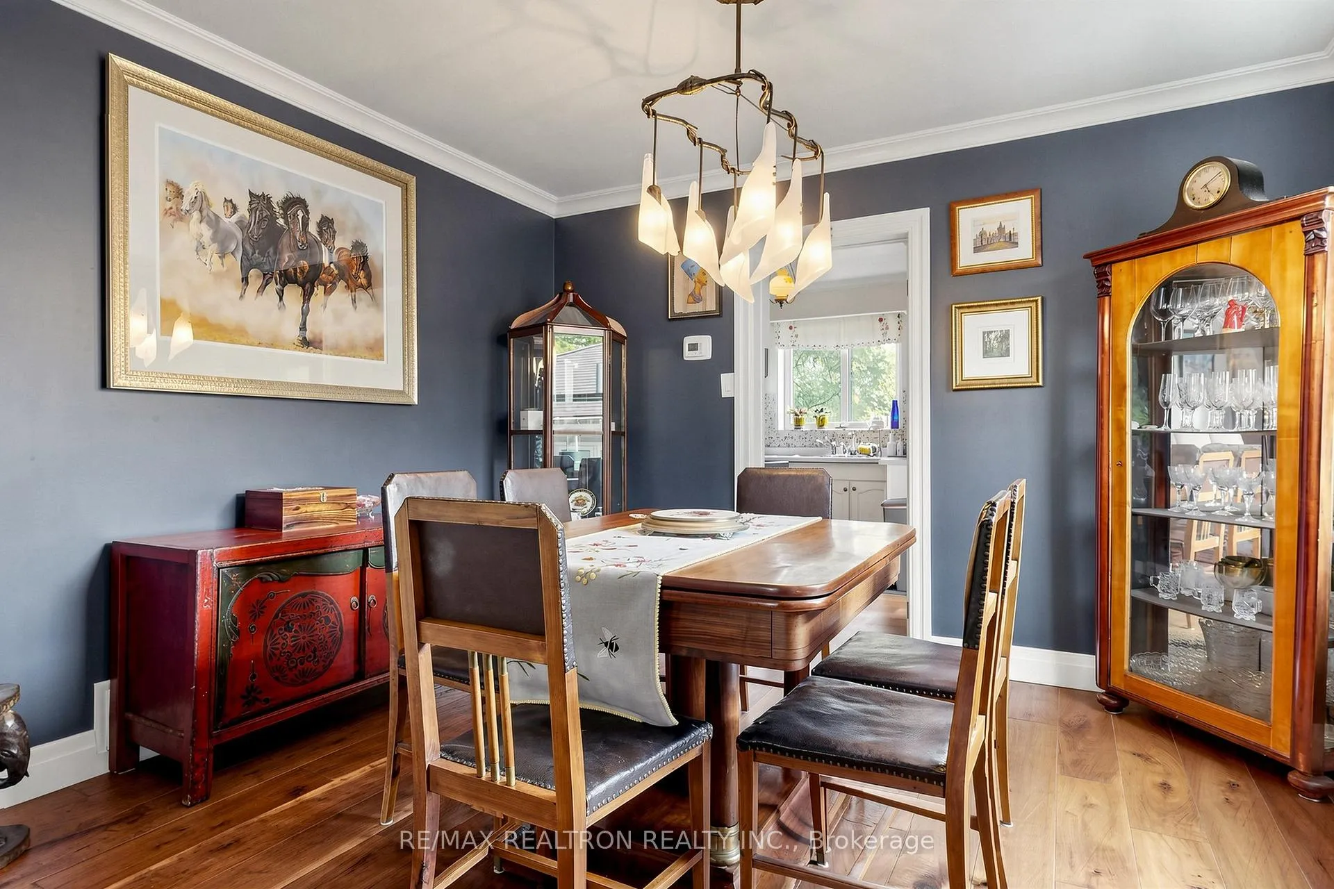 Photo 8 of 8 Cassandra Boulevard, North York, Parkwoods-Donalda — HOMEH