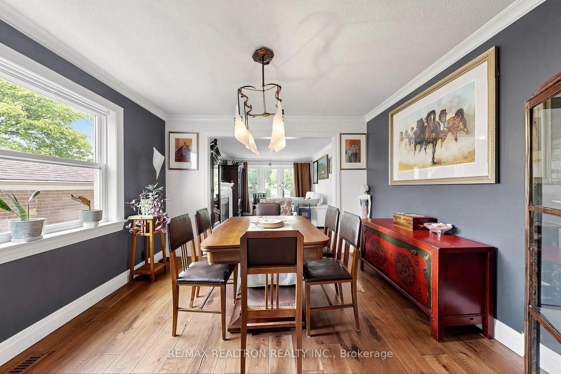 Photo 12 of 8 Cassandra Boulevard, North York, Parkwoods-Donalda — HOMEH
