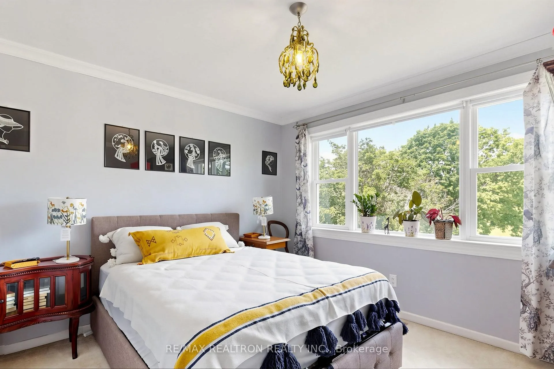 Photo 33 of 8 Cassandra Boulevard, North York, Parkwoods-Donalda — HOMEH