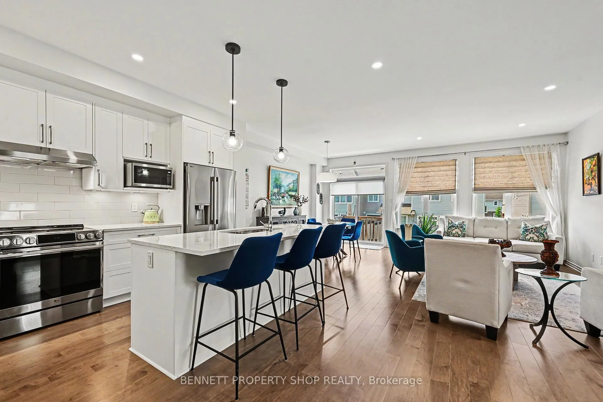Photo 5 of 793 Antonio Farley Street, Ottawa, Camelot — HOMEH