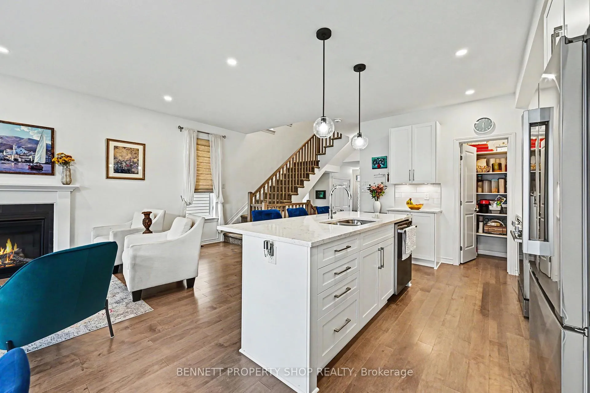Photo 6 of 793 Antonio Farley Street, Ottawa, Camelot — HOMEH