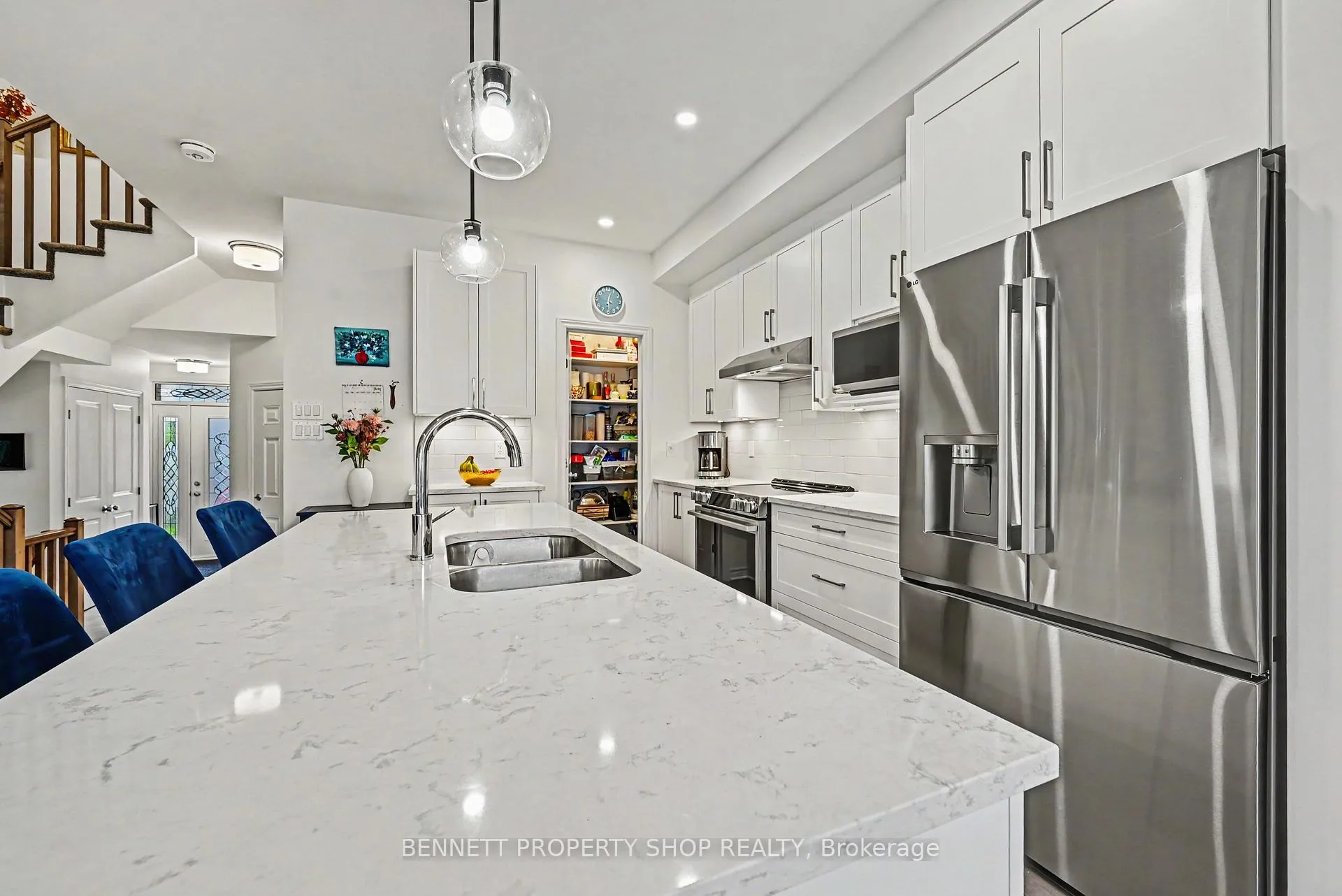 Photo 7 of 793 Antonio Farley Street, Ottawa, Camelot — HOMEH