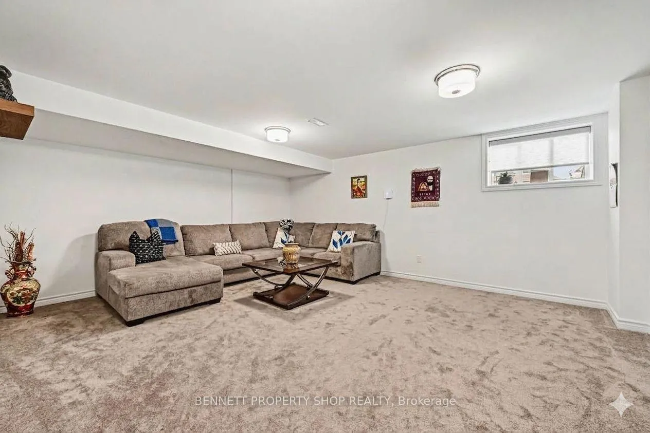 Photo 14 of 793 Antonio Farley Street, Ottawa, Camelot — HOMEH