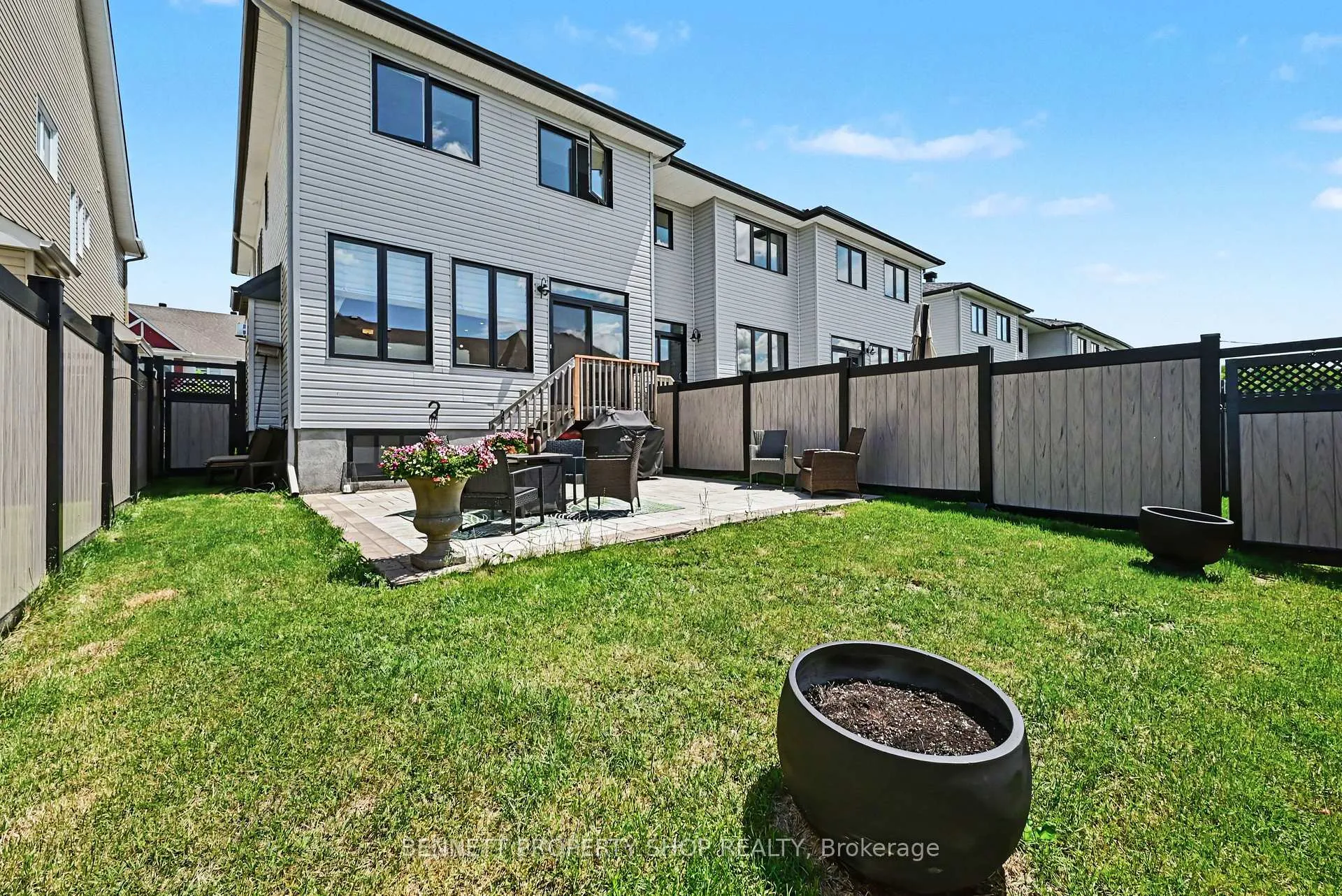 Photo 16 of 793 Antonio Farley Street, Ottawa, Camelot — HOMEH