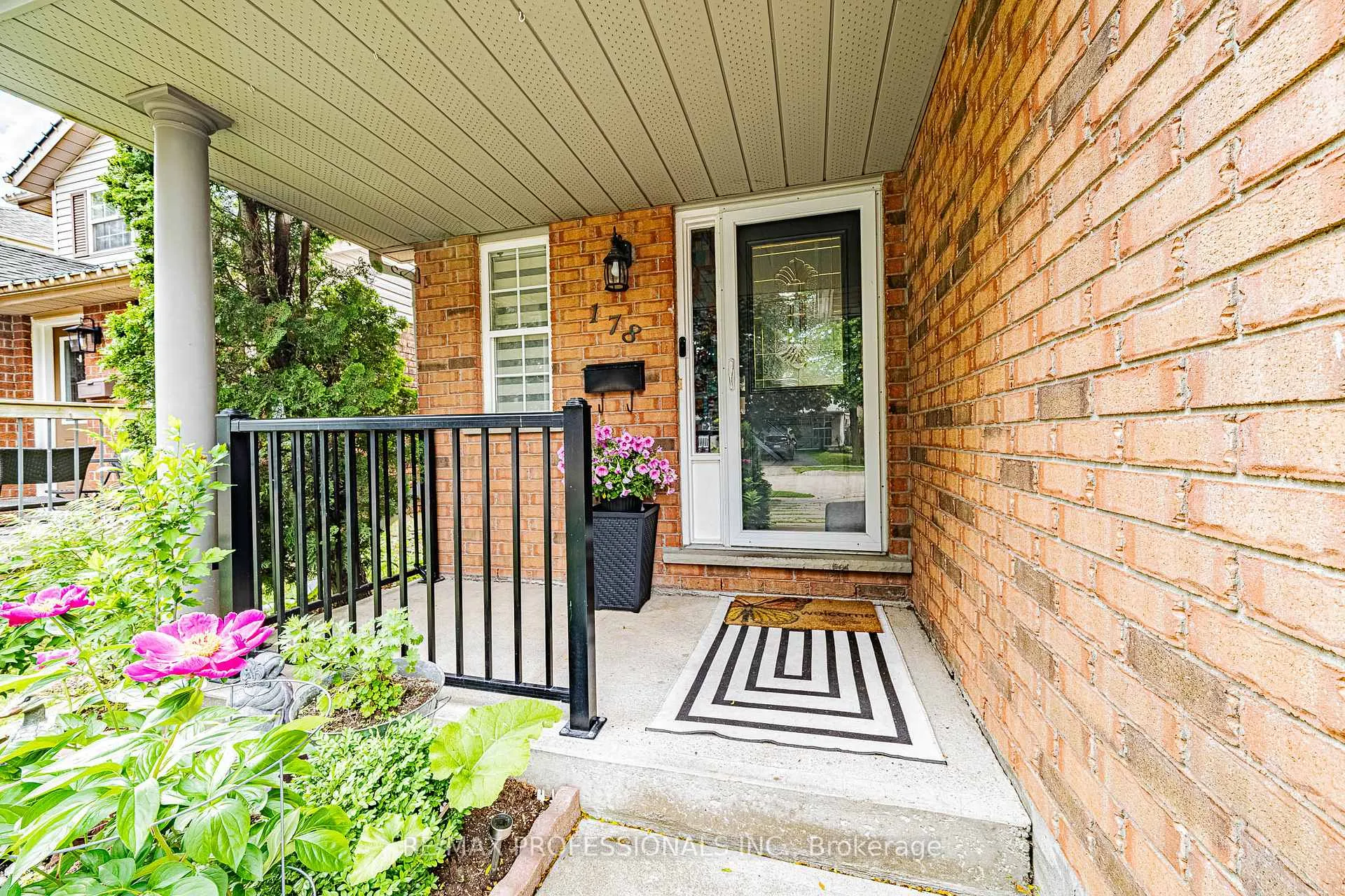 Photo 4 of 178 Kovac Road, Cambridge, Greenway-Chaplin — HOMEH