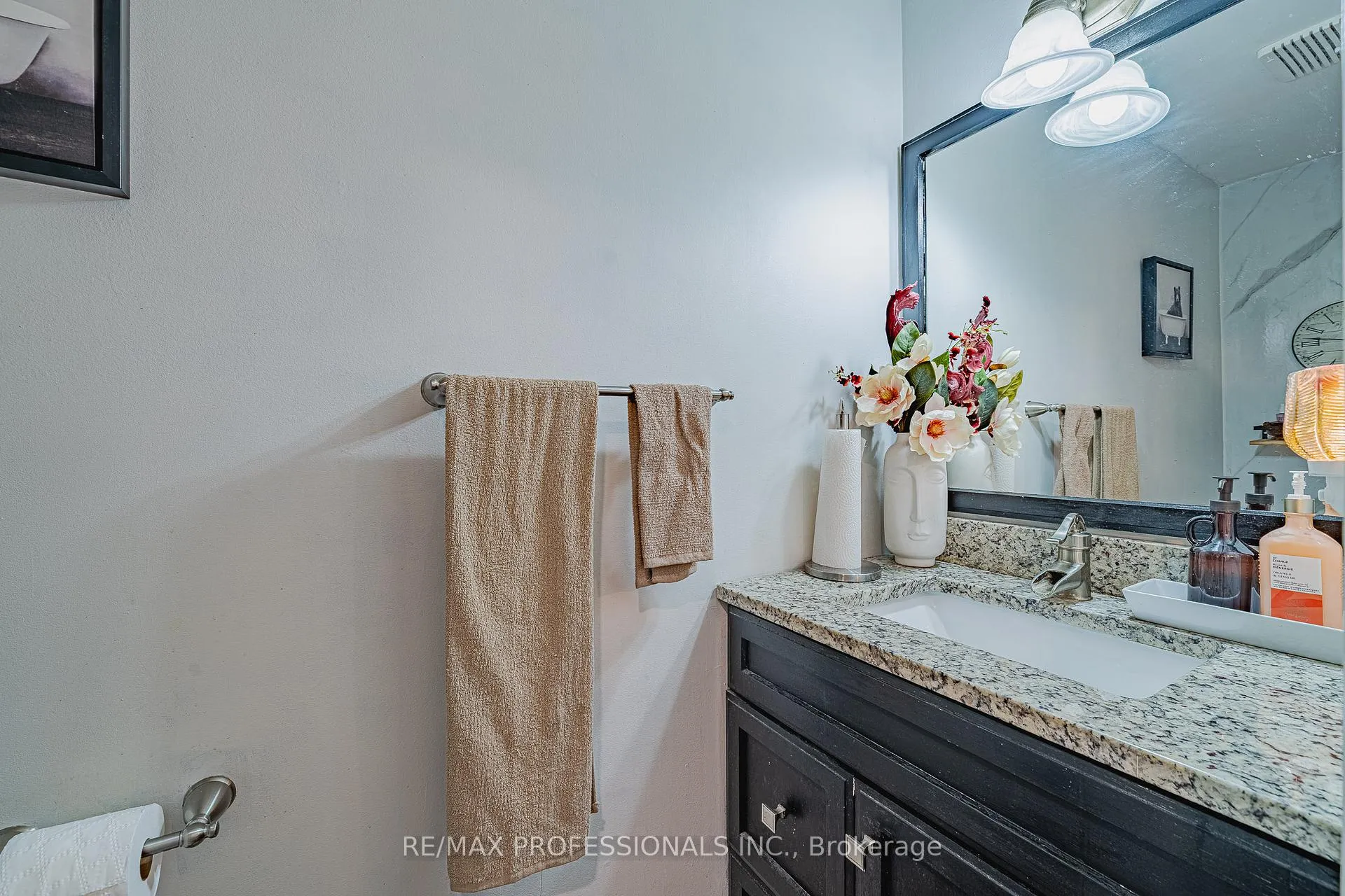 Photo 16 of 178 Kovac Road, Cambridge, Greenway-Chaplin — HOMEH