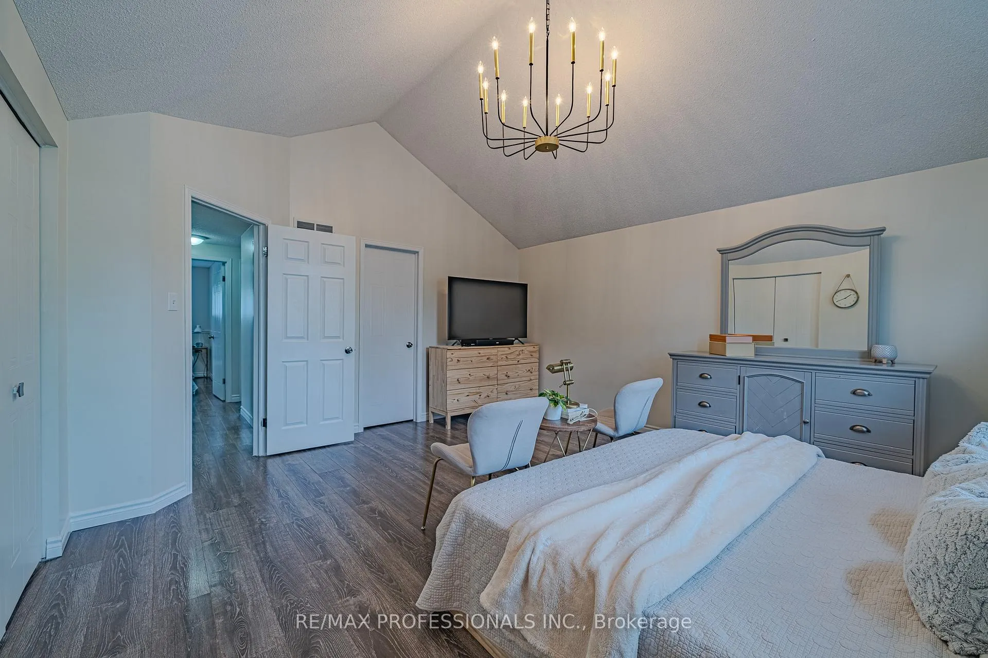Photo 19 of 178 Kovac Road, Cambridge, Greenway-Chaplin — HOMEH