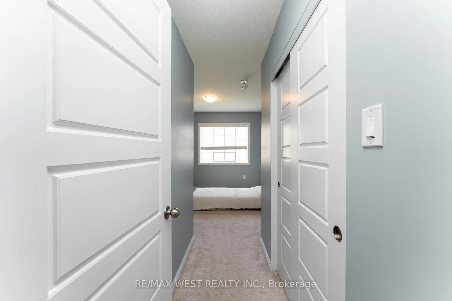 Photo 21 of 24 Dewberry Drive, Kitchener, Heritage Park/Rosemount — HOMEH