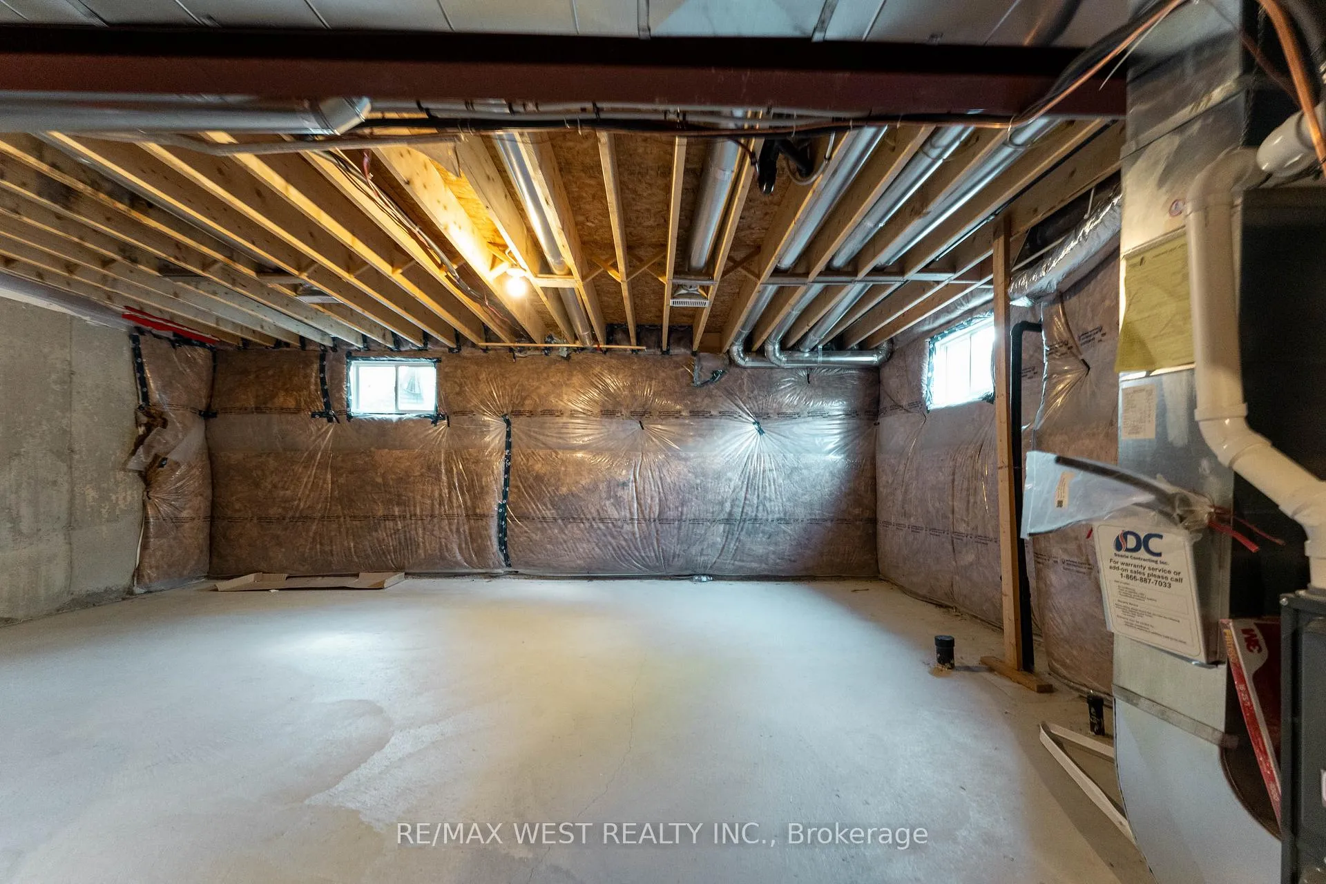 Photo 31 of 24 Dewberry Drive, Kitchener, Heritage Park/Rosemount — HOMEH