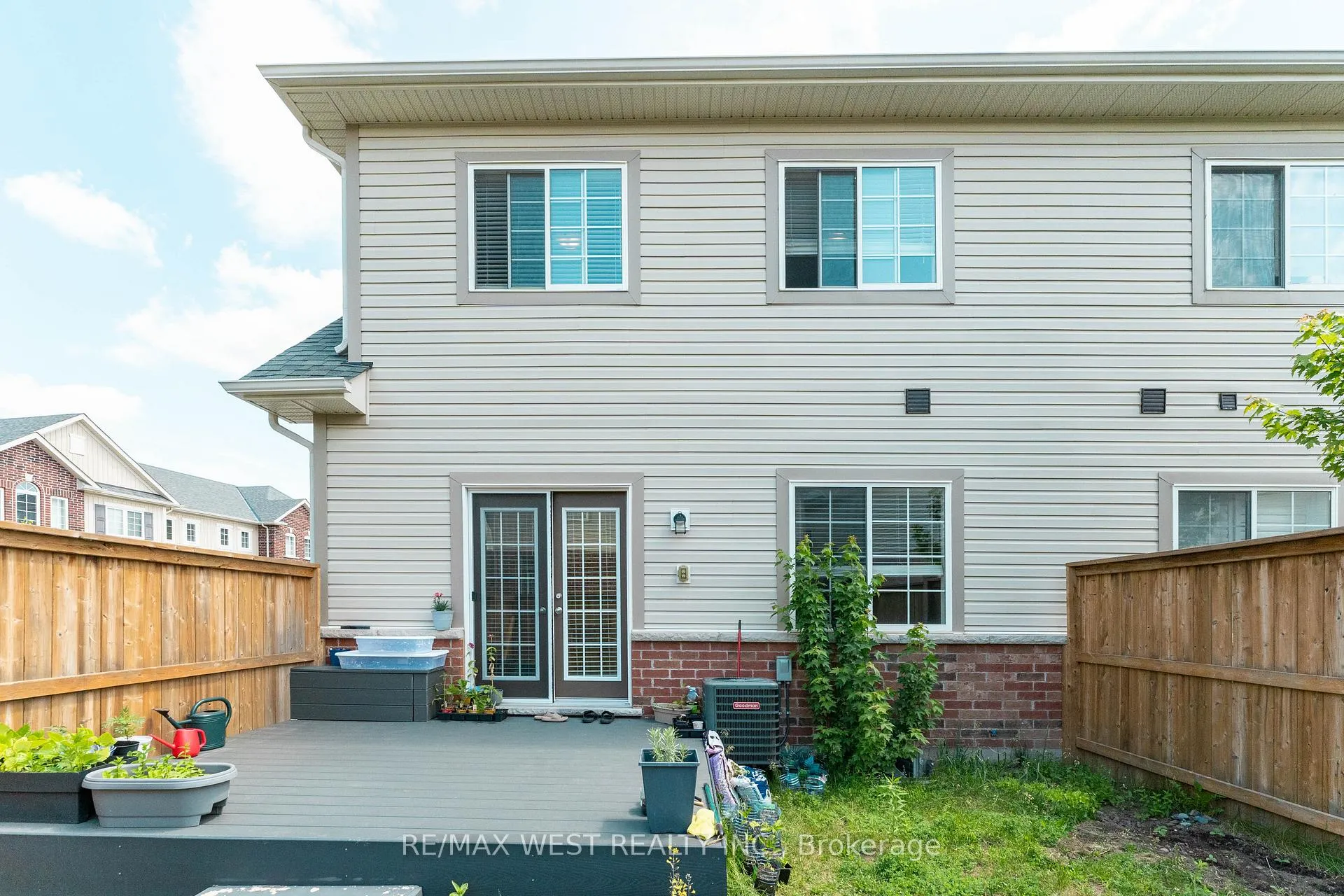 Photo 39 of 24 Dewberry Drive, Kitchener, Heritage Park/Rosemount — HOMEH