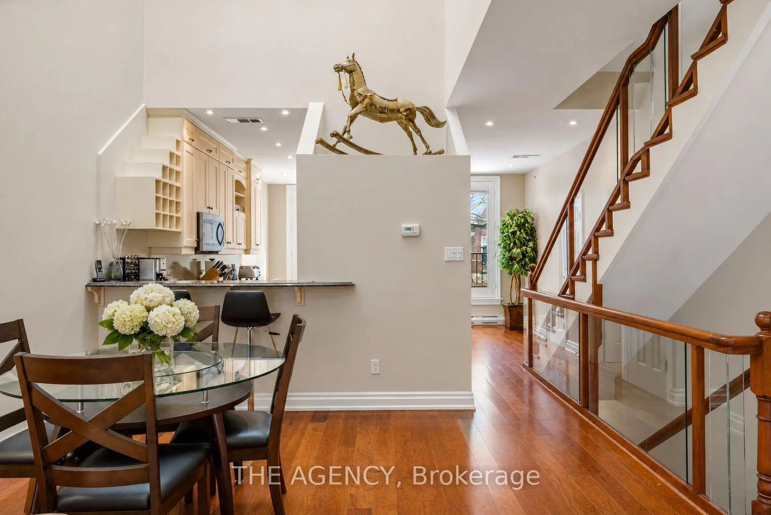 Photo 4 of Unit B&C, 116 Hazelton Avenue, Toronto, The Annex — HOMEH