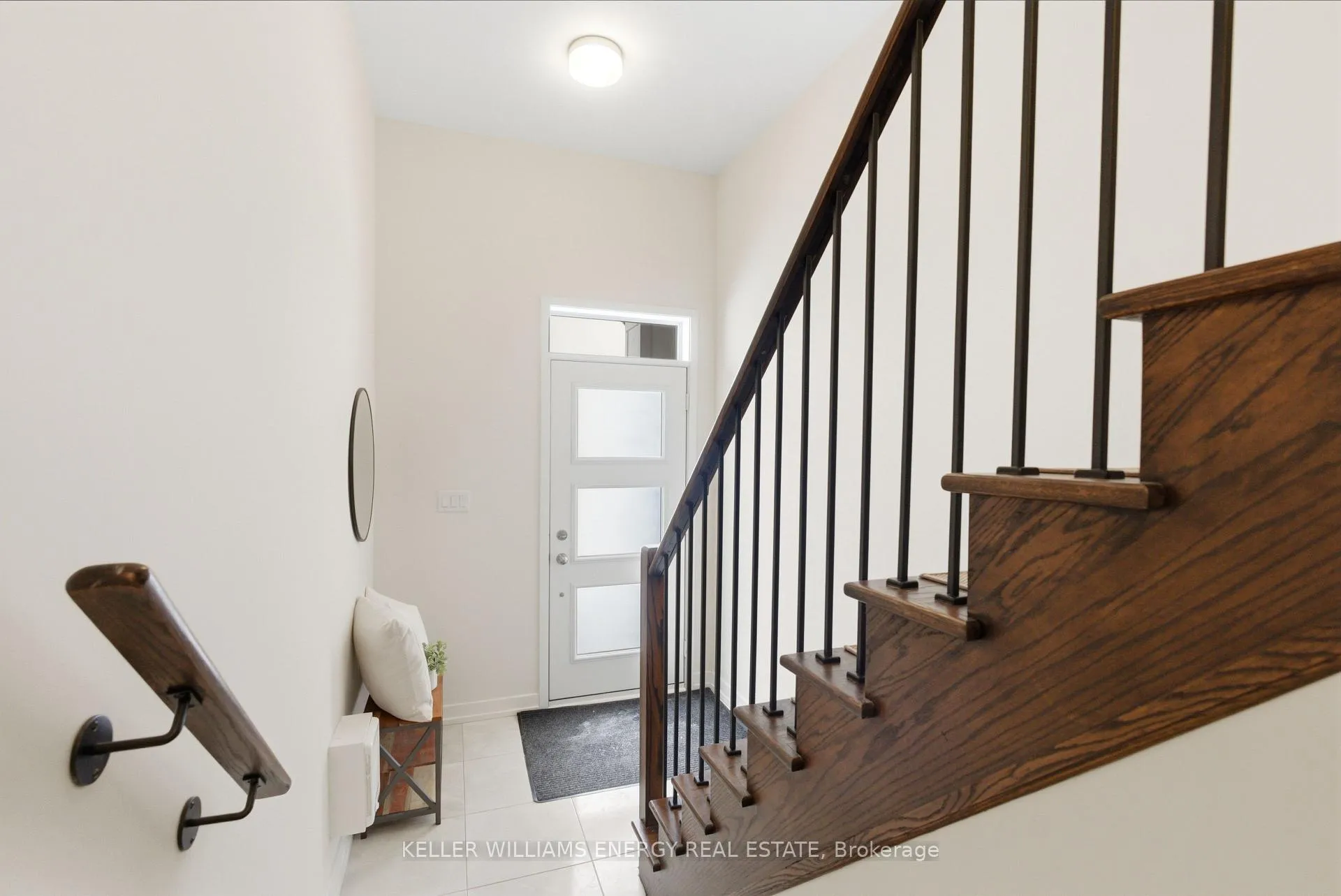 Photo 4 of Unit 316, 2550 Castlegate Crossing, Pickering, Duffin Heights — HOMEH