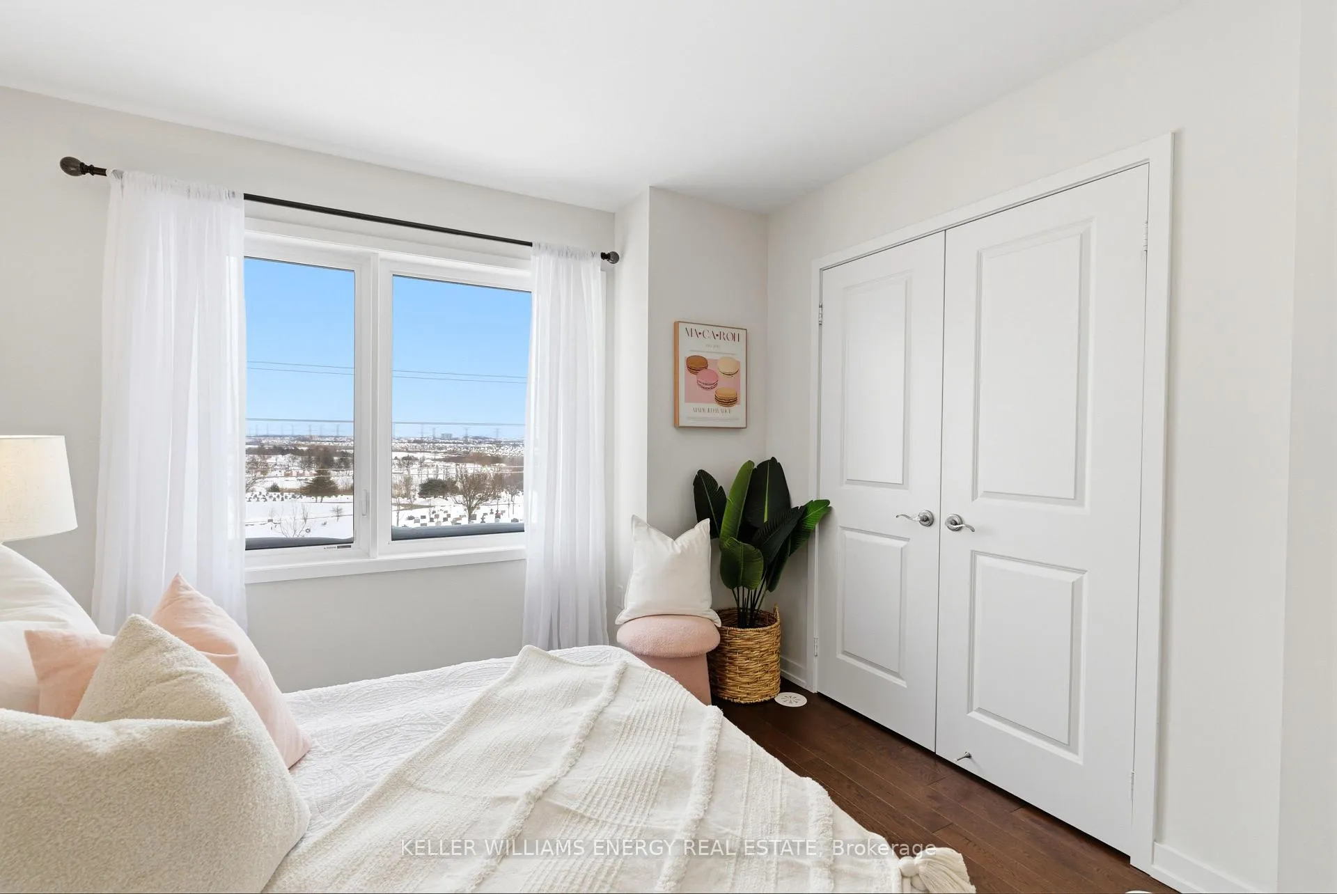 Photo 31 of Unit 316, 2550 Castlegate Crossing, Pickering, Duffin Heights — HOMEH