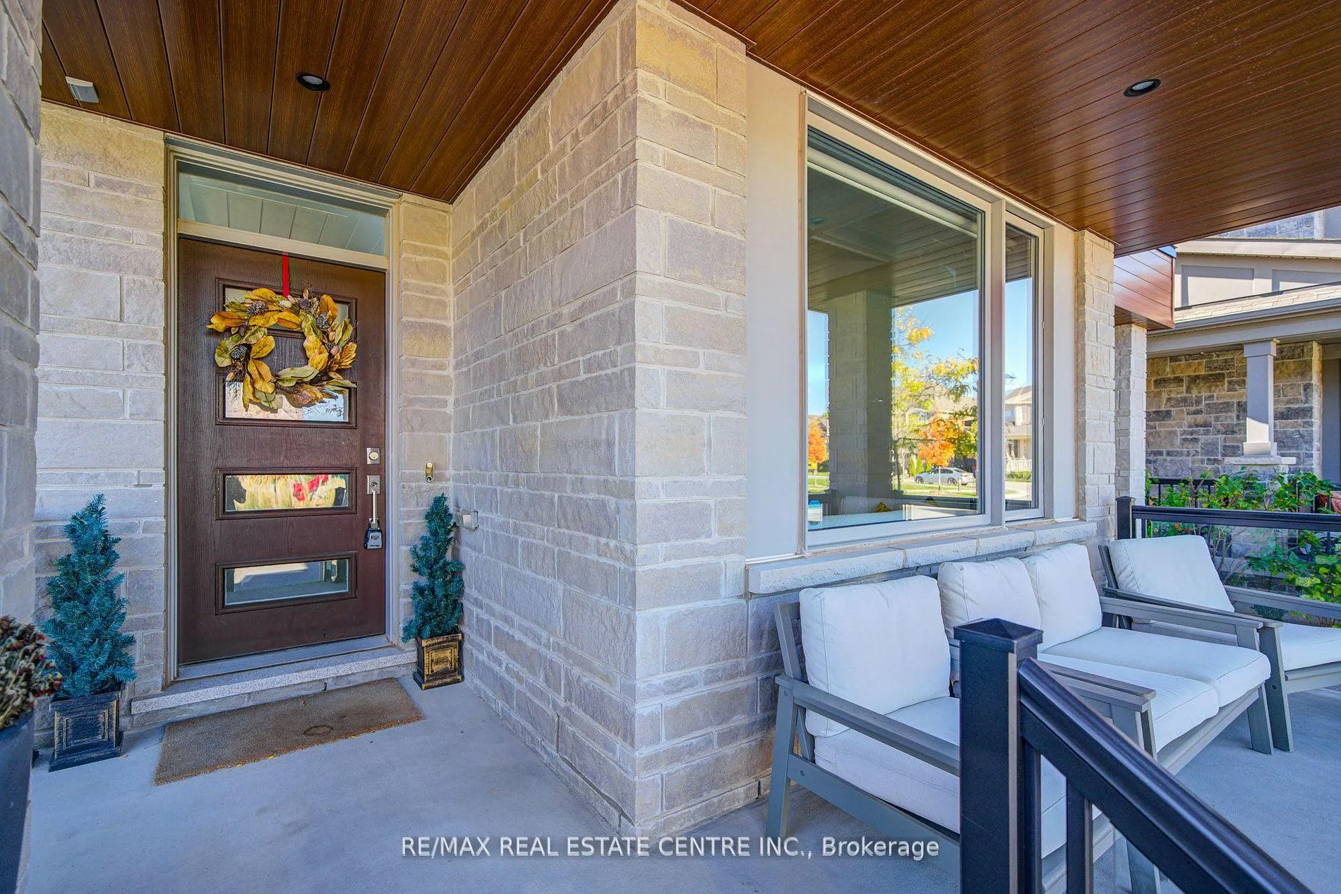 Photo 2 of 3268 Cloise Way, Oakville, Glenorchy — HOMEH