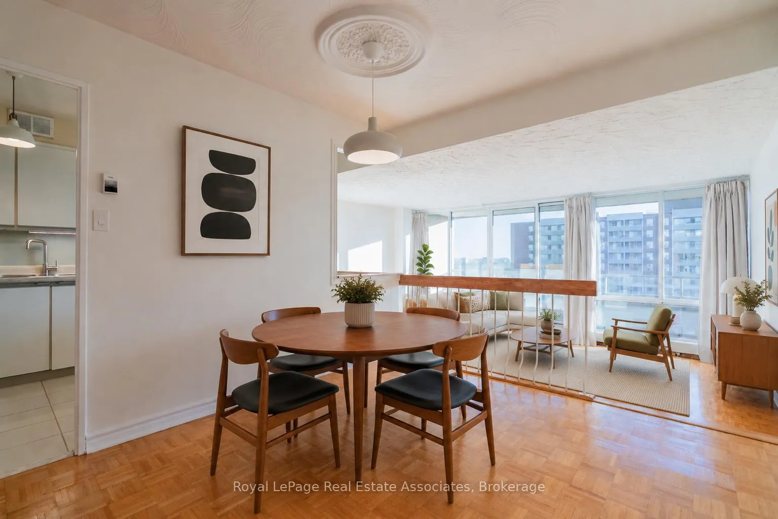 Photo 8 of Unit 813, 9 Four Winds Drive, North York, York University Heights — HOMEH