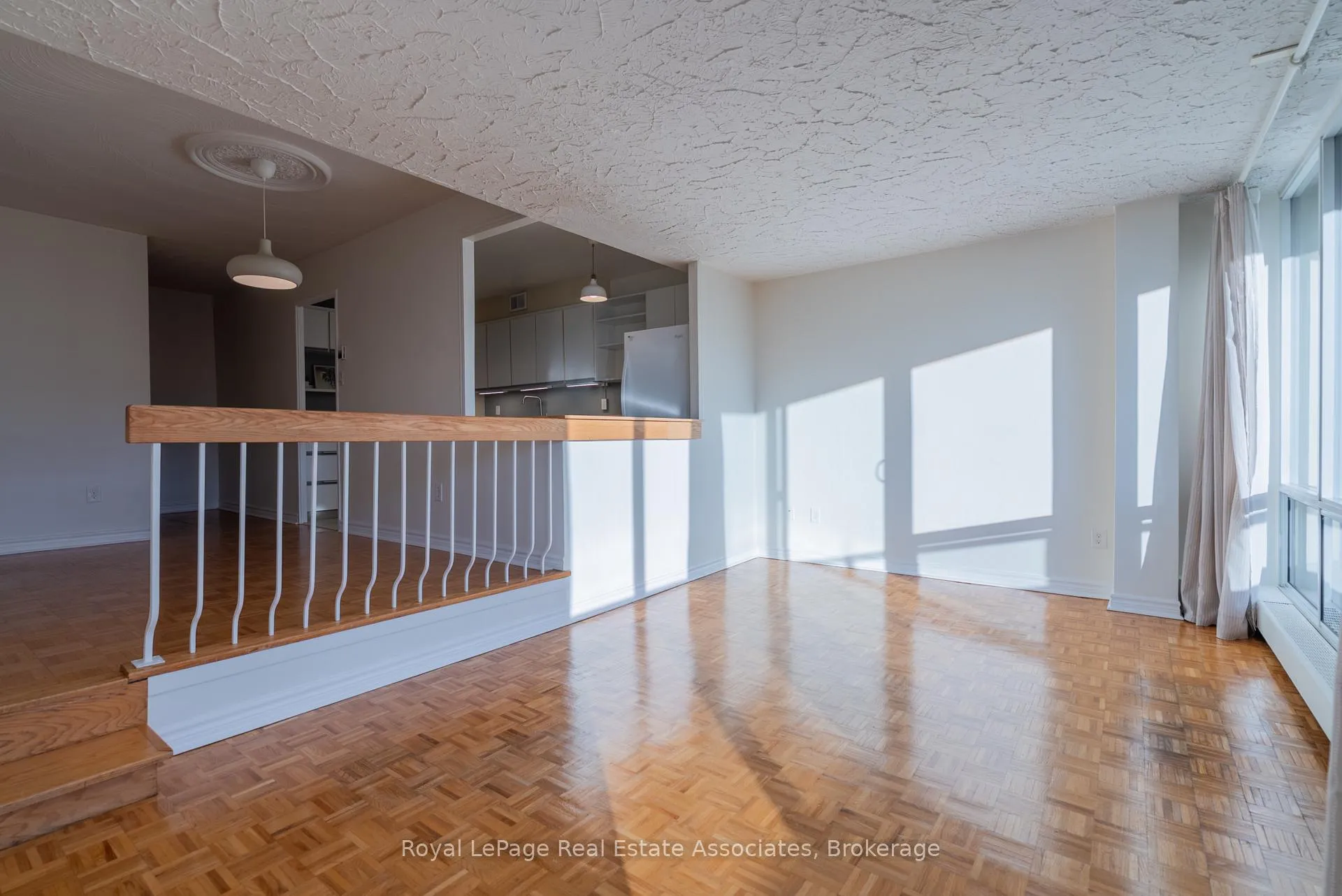 Photo 17 of Unit 813, 9 Four Winds Drive, North York, York University Heights — HOMEH