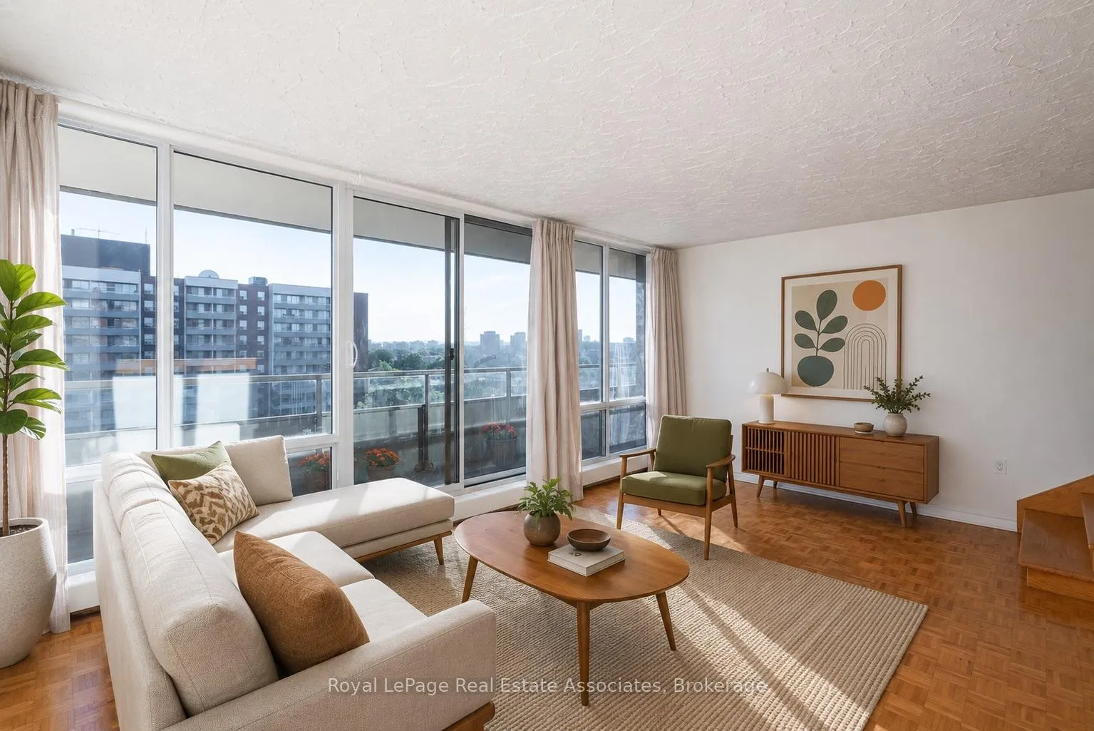 Photo 18 of Unit 813, 9 Four Winds Drive, North York, York University Heights — HOMEH