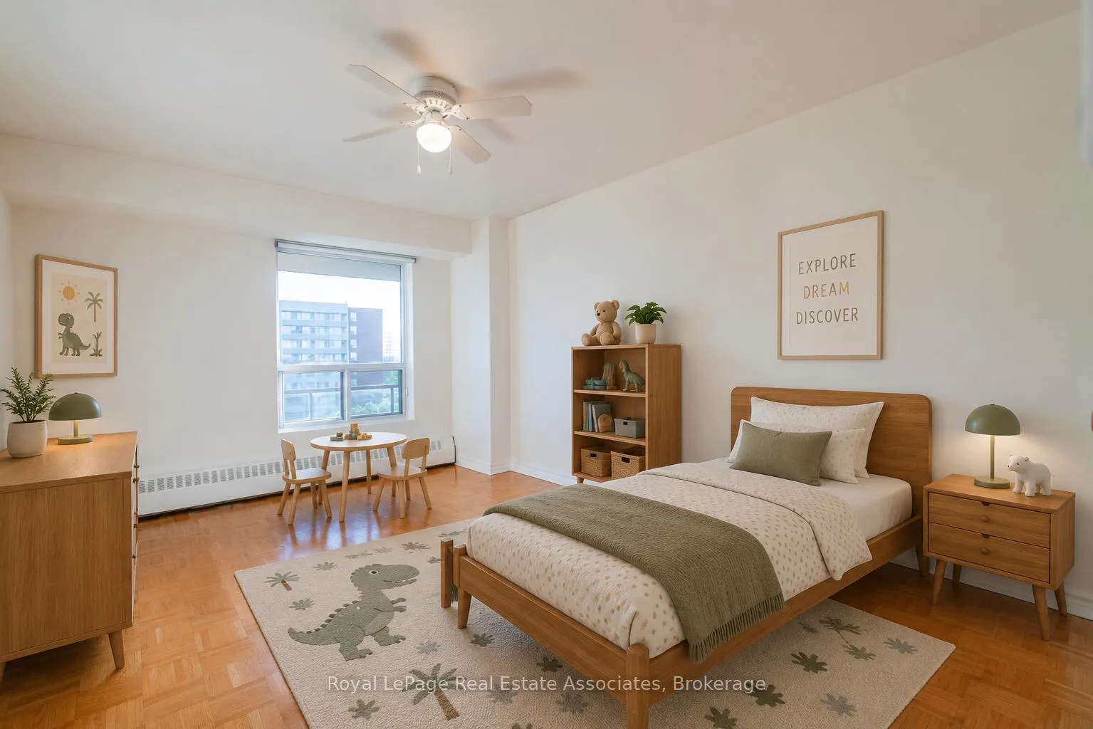 Photo 23 of Unit 813, 9 Four Winds Drive, North York, York University Heights — HOMEH