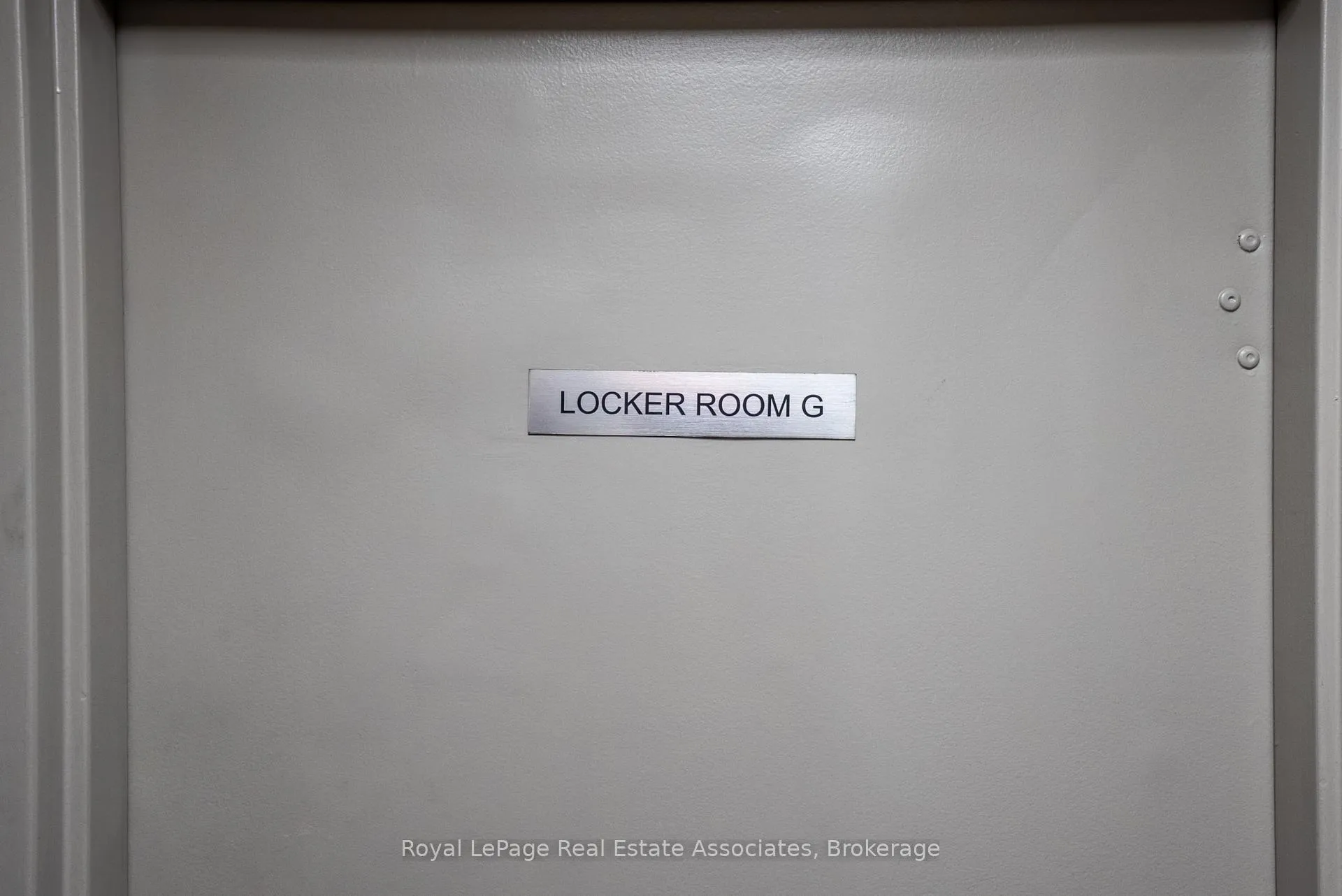 Photo 30 of Unit 813, 9 Four Winds Drive, North York, York University Heights — HOMEH