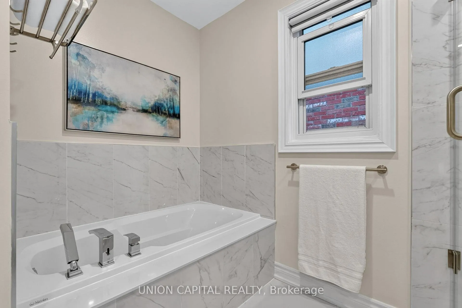 Photo 23 of 9 Ballymore Drive, Aurora, Bayview Wellington — HOMEH
