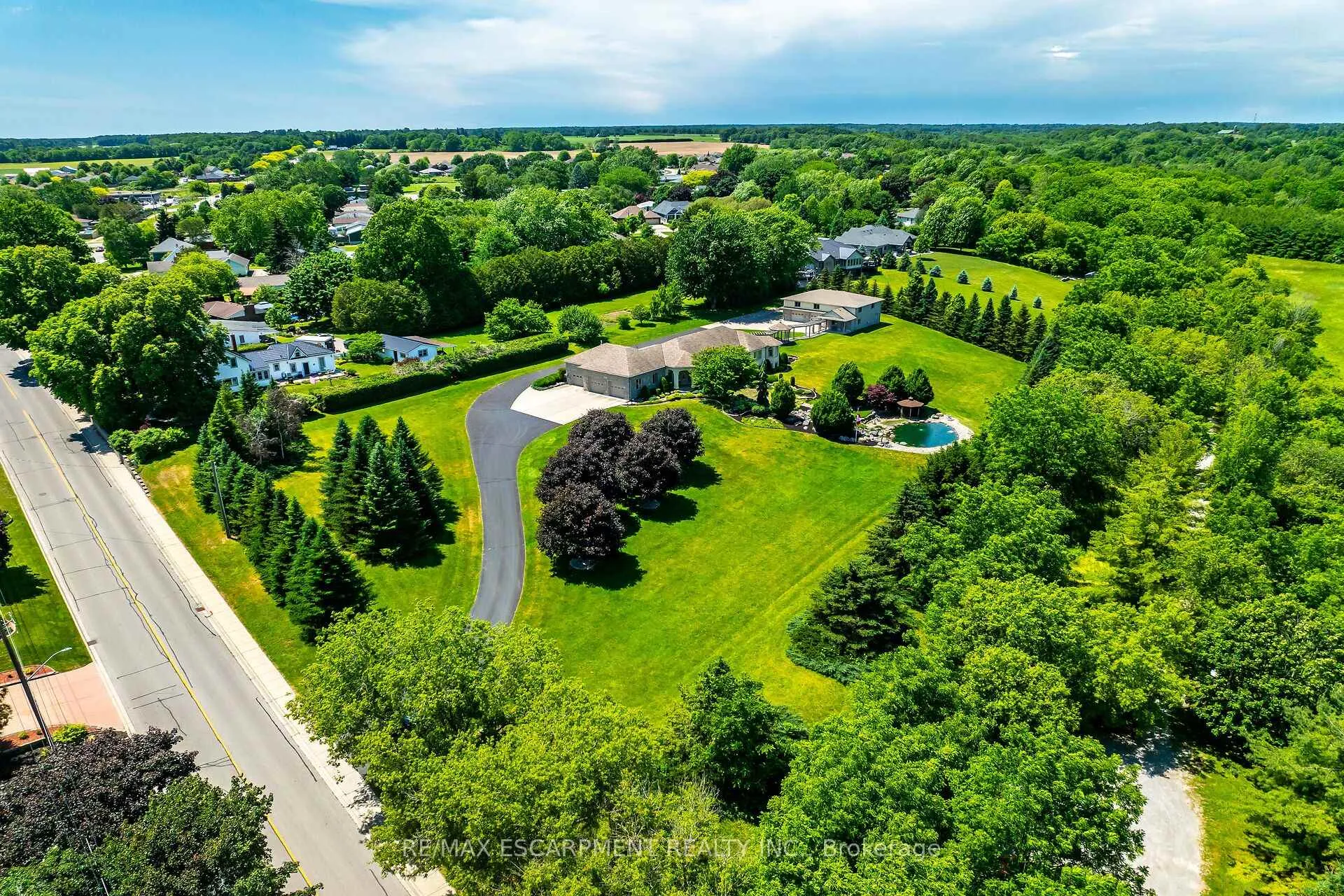 Photo 1 of 170 Prospect Street, Norfolk, Port Dover — HOMEH