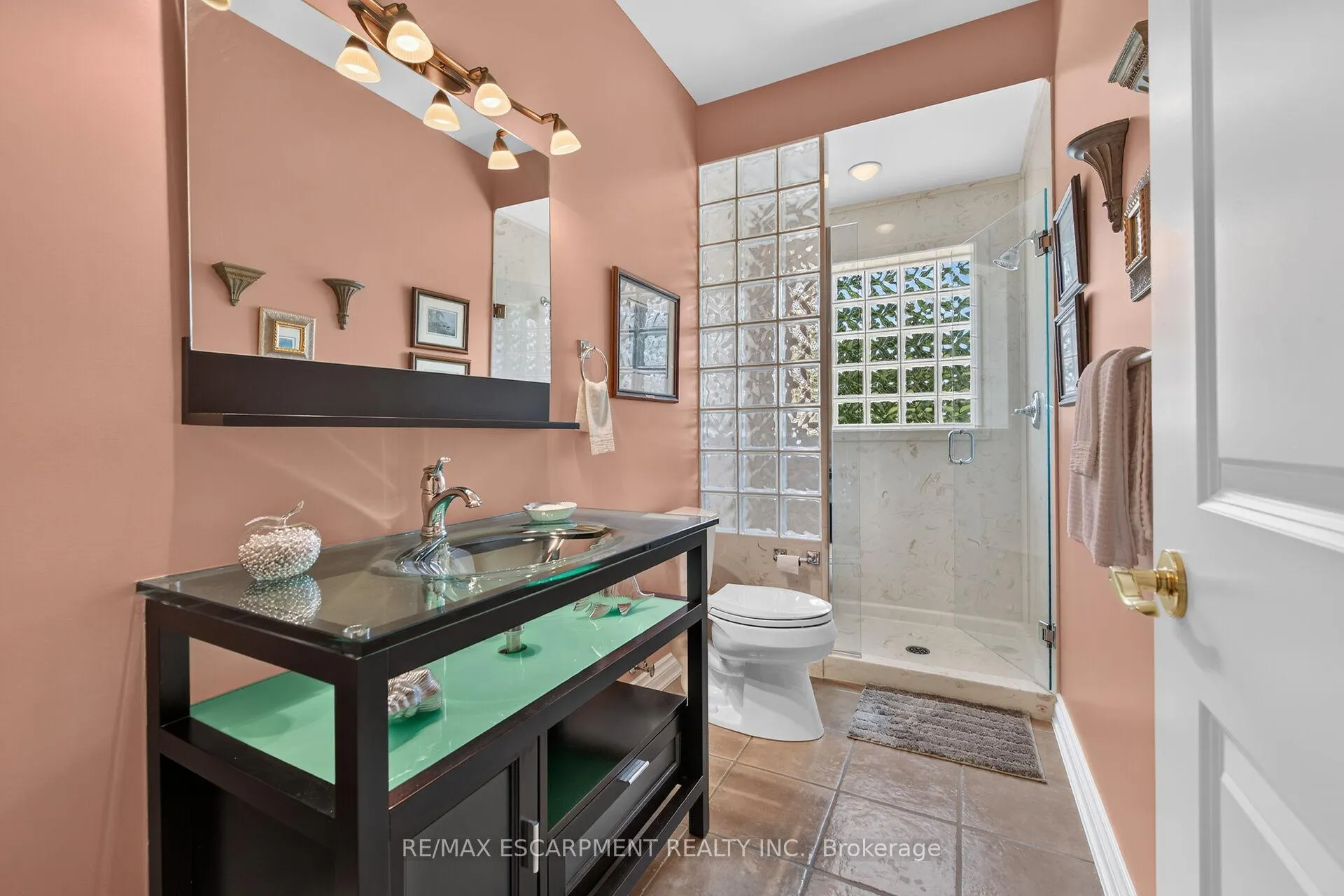 Photo 19 of 170 Prospect Street, Norfolk, Port Dover — HOMEH