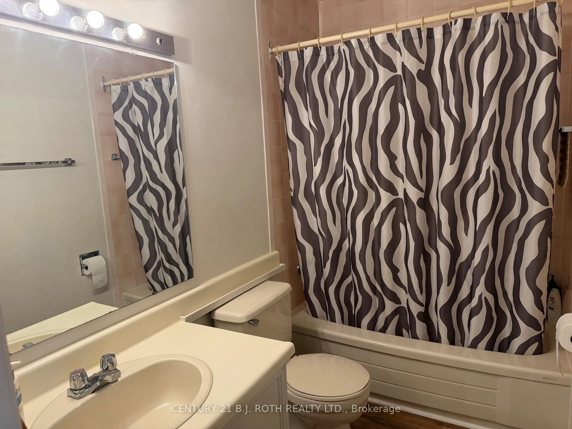 Photo 13 of Unit 16, 51 Laguna Parkway, Ramara, Brechin — HOMEH