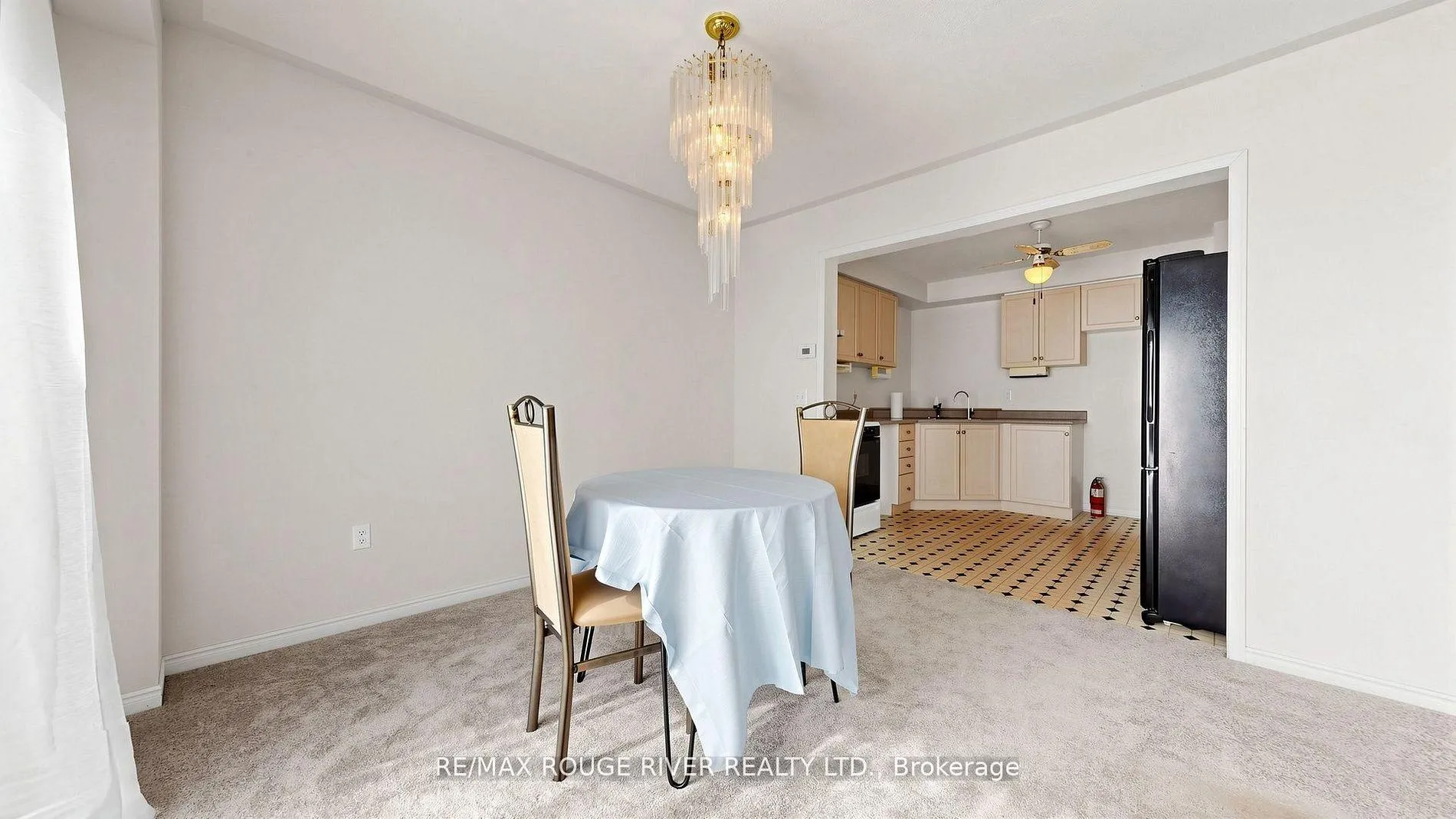 Photo 11 of 4 Trowell Lane, Ajax, Central — HOMEH