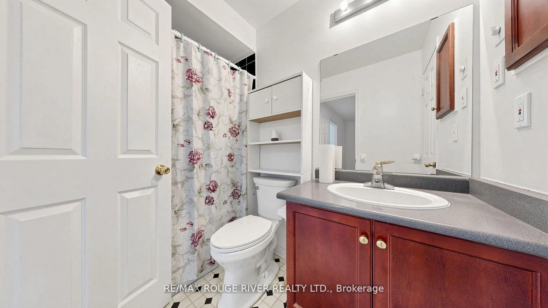 Photo 20 of 4 Trowell Lane, Ajax, Central — HOMEH