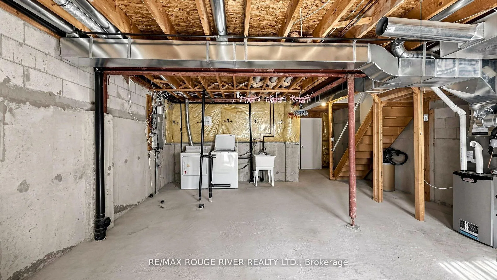 Photo 25 of 4 Trowell Lane, Ajax, Central — HOMEH