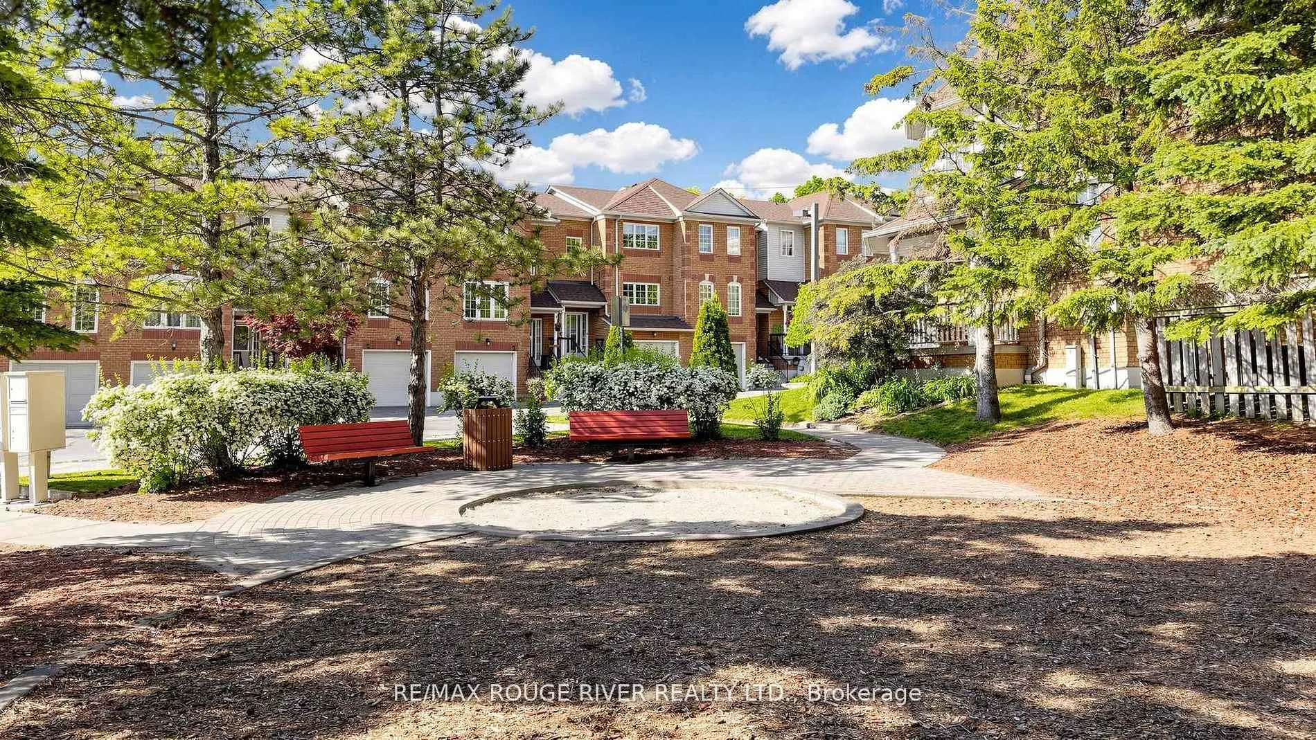 Photo 31 of 4 Trowell Lane, Ajax, Central — HOMEH