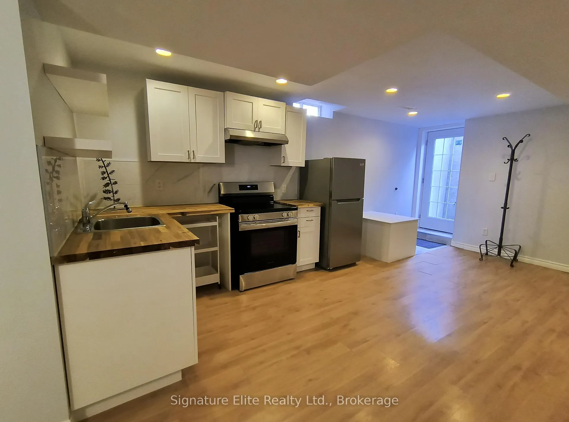 Photo 1 of Unit Bsmt, 84 Villa Royale Avenue, Vaughan, Vellore Village — HOMEH