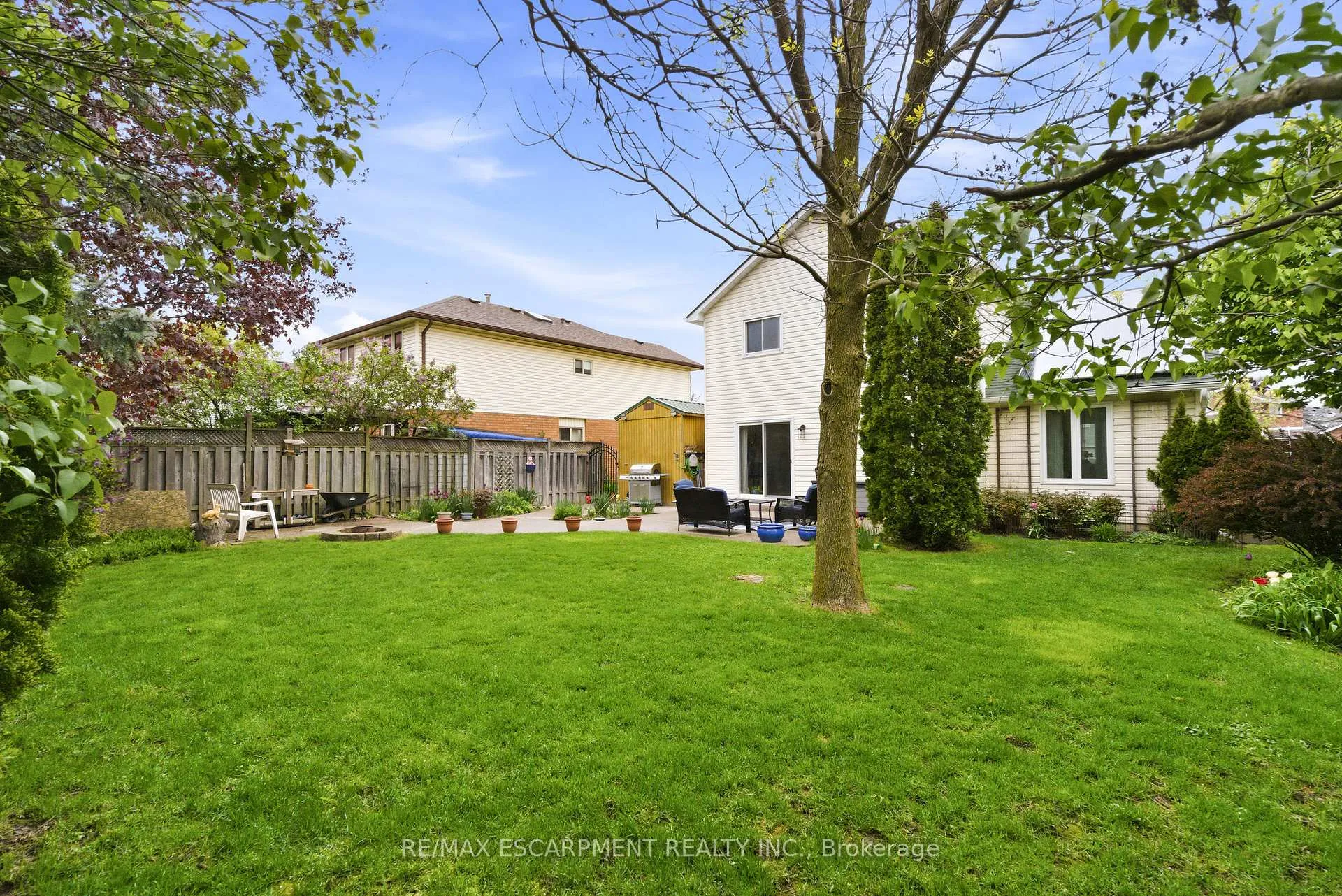 Photo 35 of 17 Piper Place, Haldimand — HOMEH
