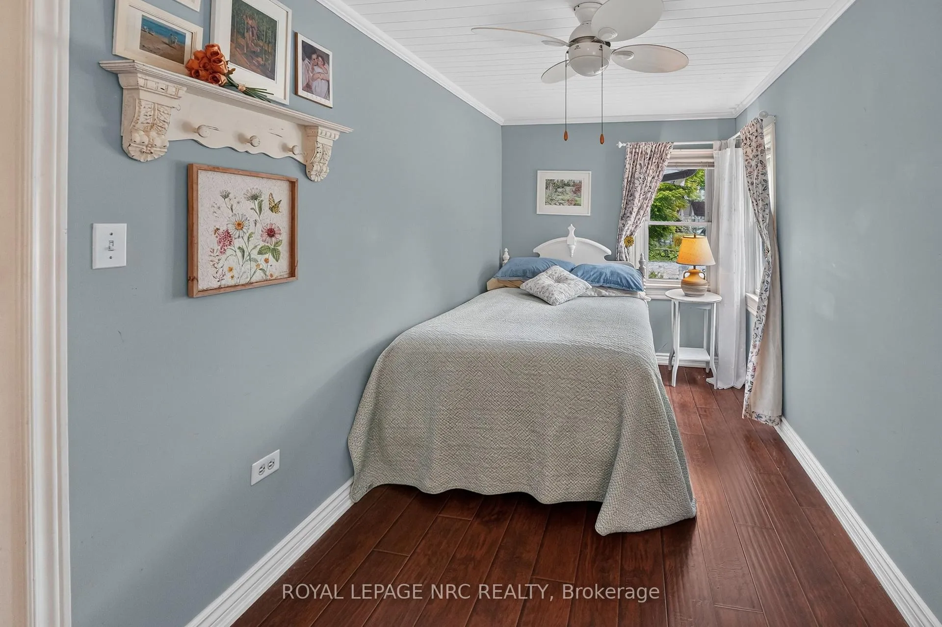 Photo 19 of 80 Newport Street, St. Catharines, Port Weller — HOMEH