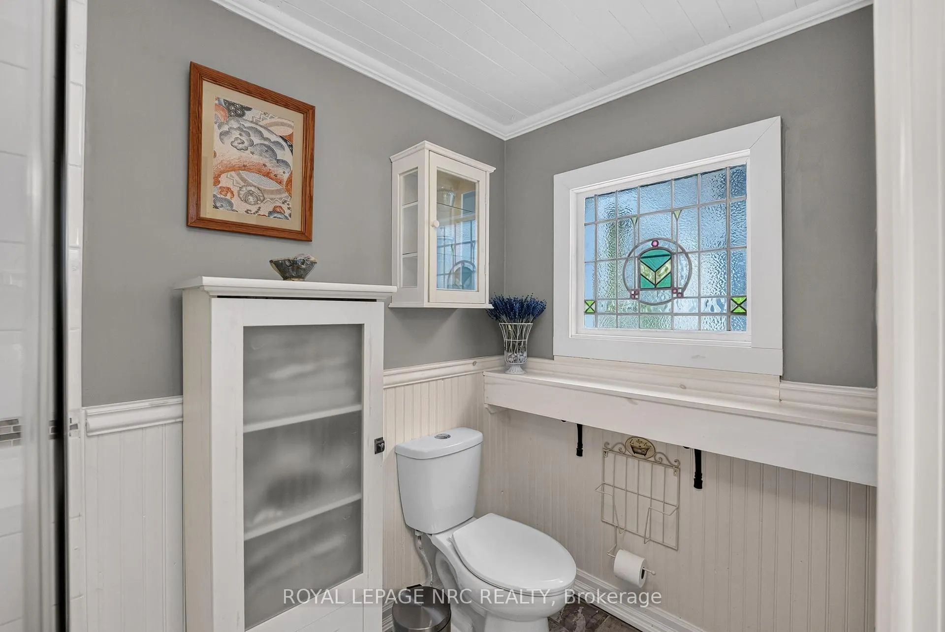 Photo 23 of 80 Newport Street, St. Catharines, Port Weller — HOMEH