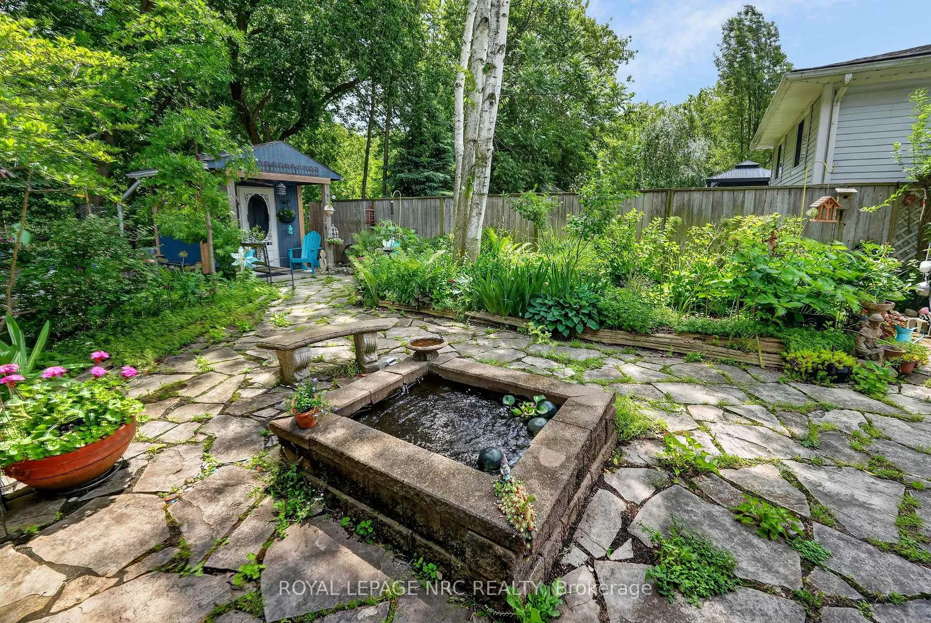 Photo 29 of 80 Newport Street, St. Catharines, Port Weller — HOMEH
