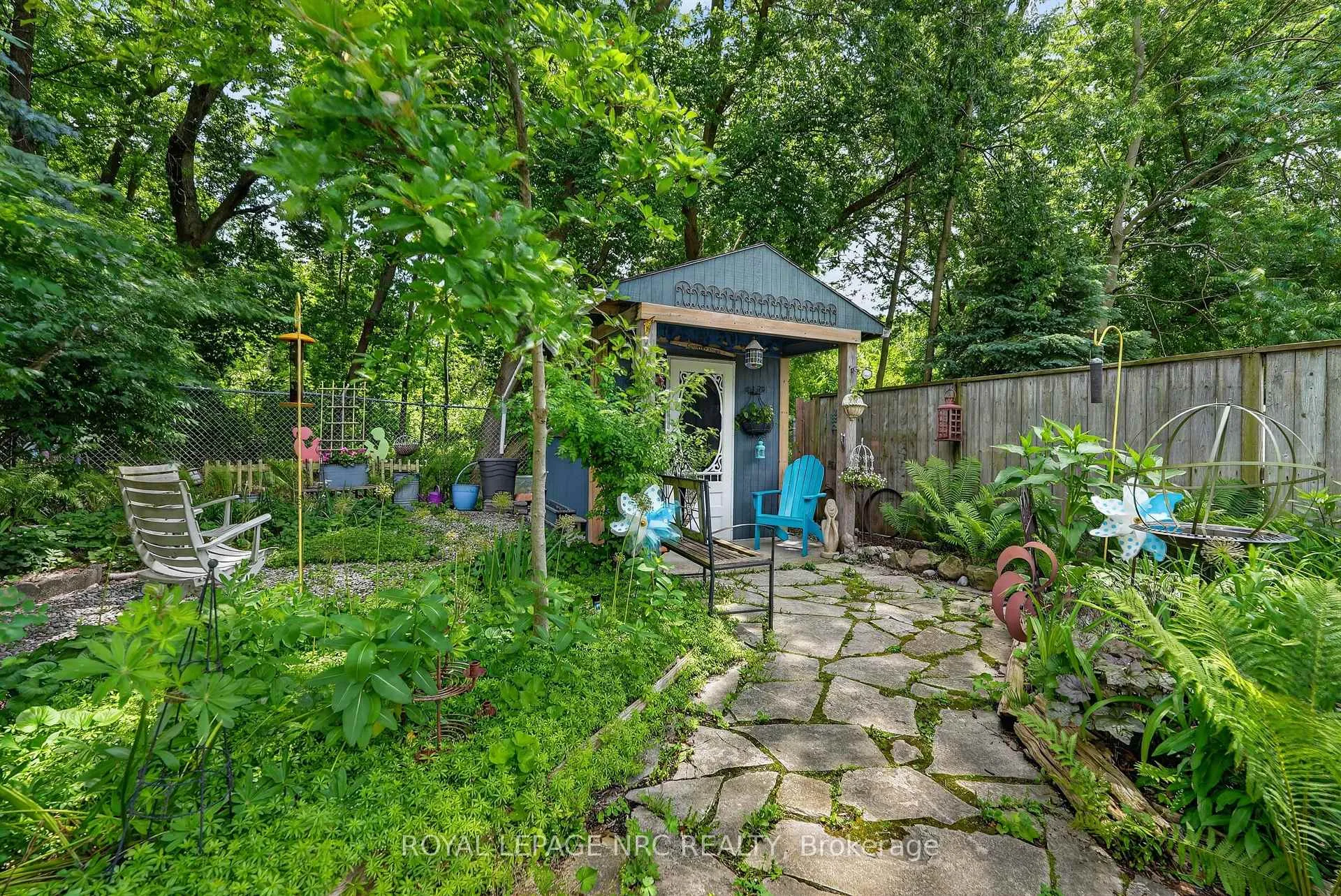 Photo 30 of 80 Newport Street, St. Catharines, Port Weller — HOMEH