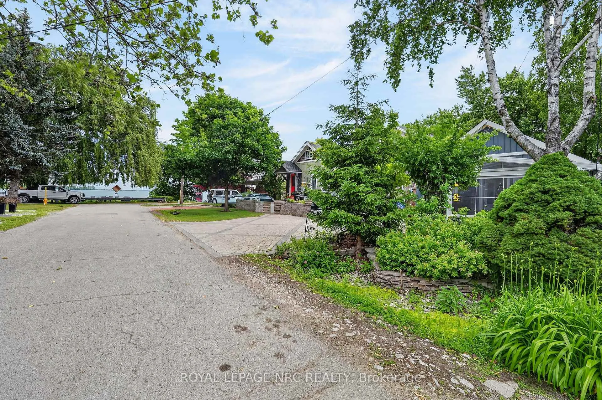 Photo 38 of 80 Newport Street, St. Catharines, Port Weller — HOMEH