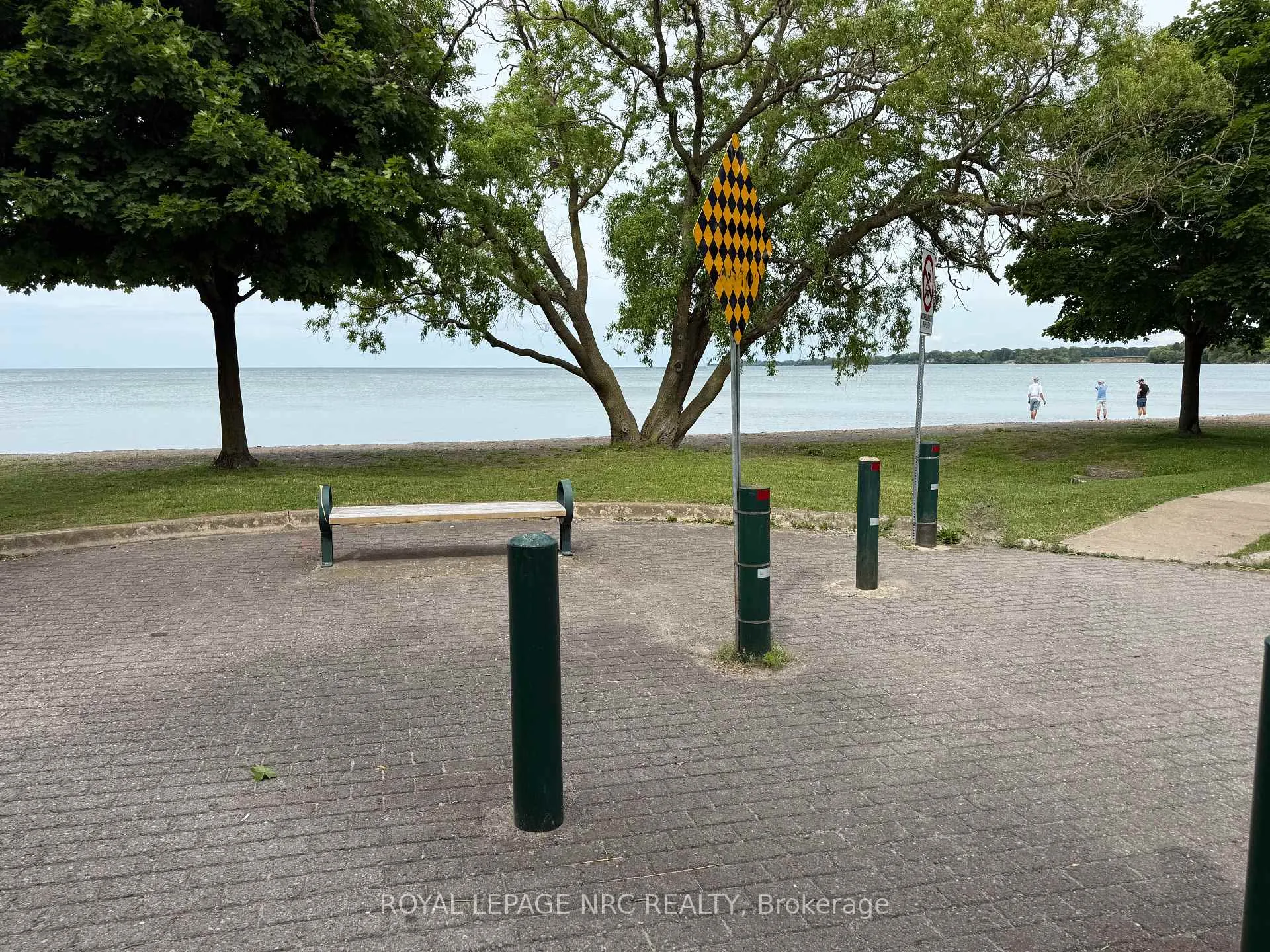 Photo 48 of 80 Newport Street, St. Catharines, Port Weller — HOMEH