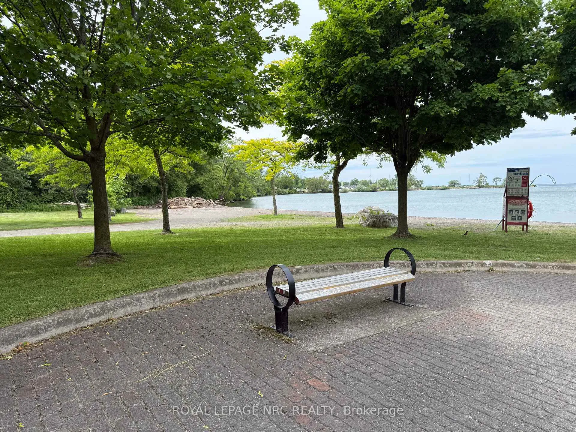 Photo 49 of 80 Newport Street, St. Catharines, Port Weller — HOMEH