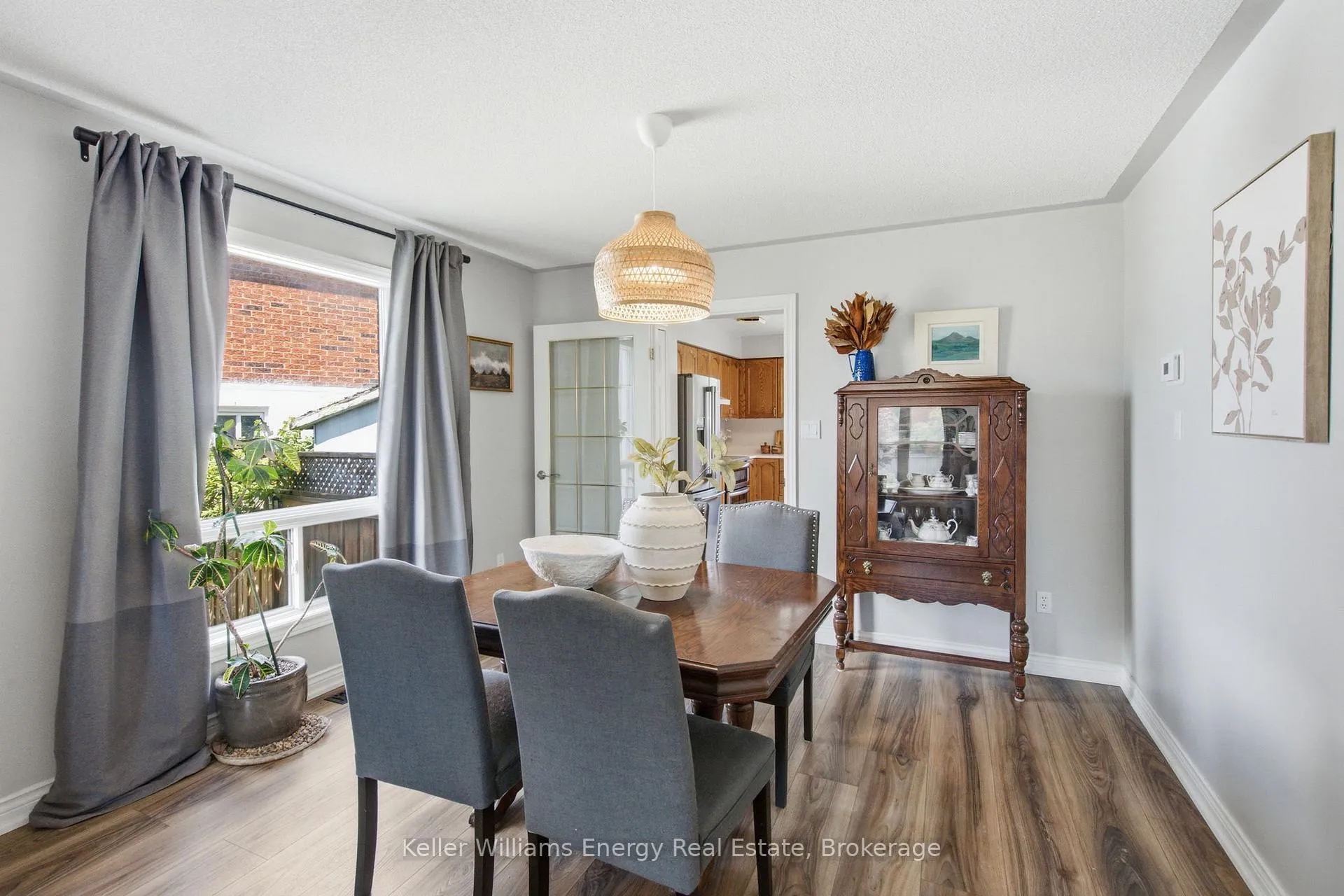 Photo 7 of 32 Sagewood Avenue, Clarington, Courtice — HOMEH